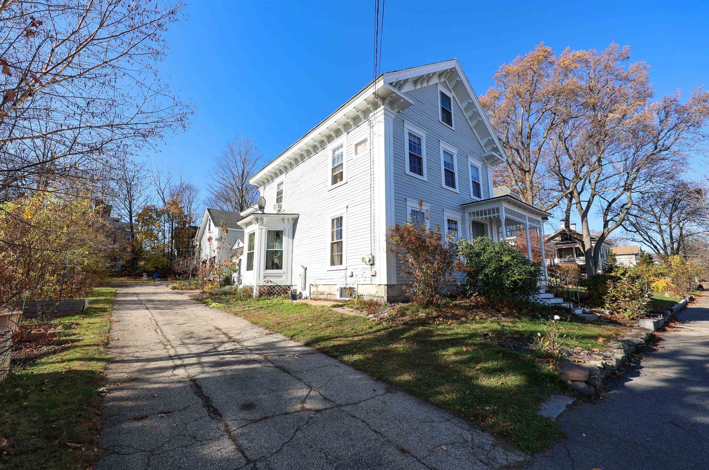 13 Rumford St, Concord, NH 03301