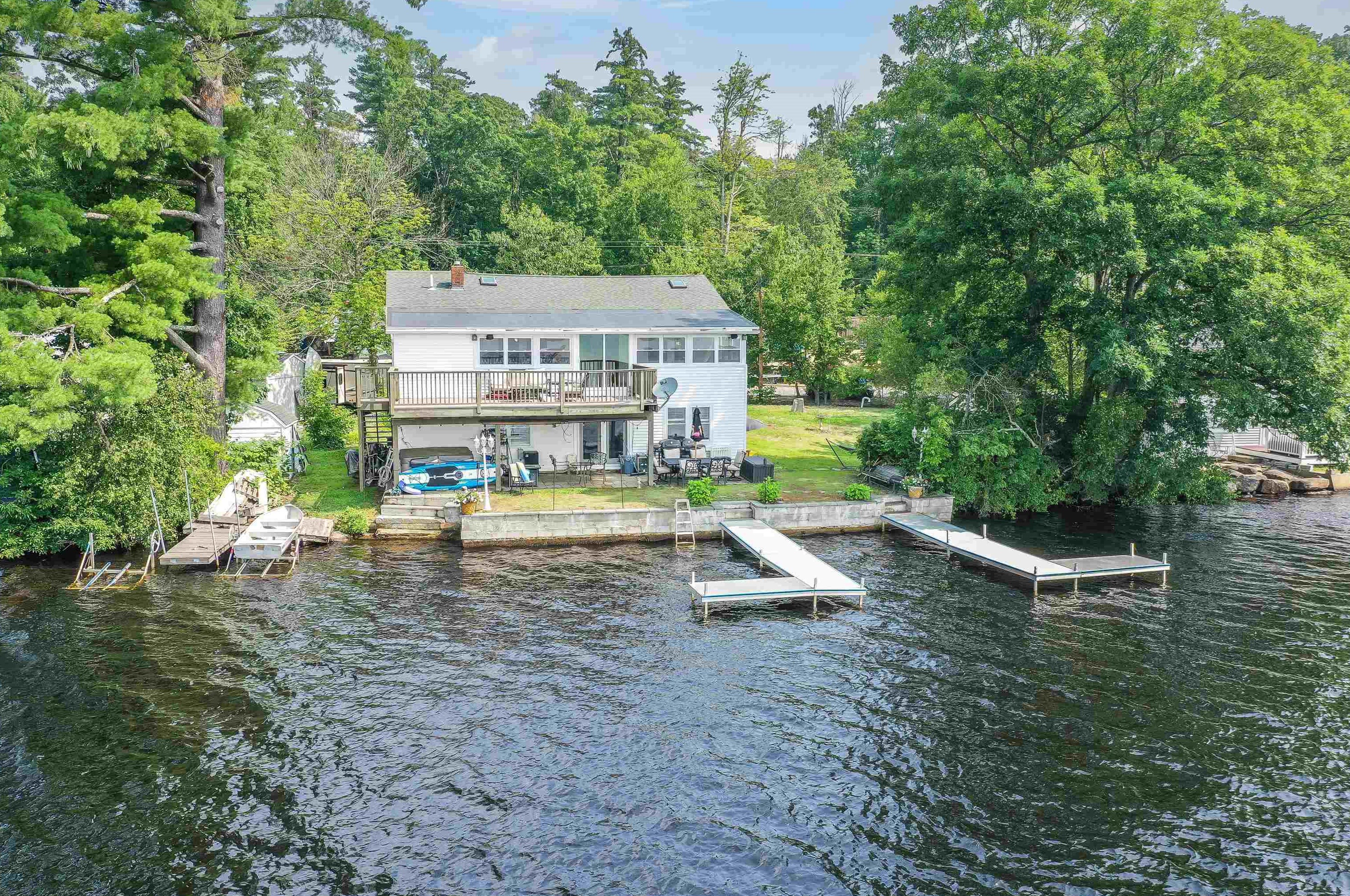 143 Lakeshore Dr, Northwood, NH 03261