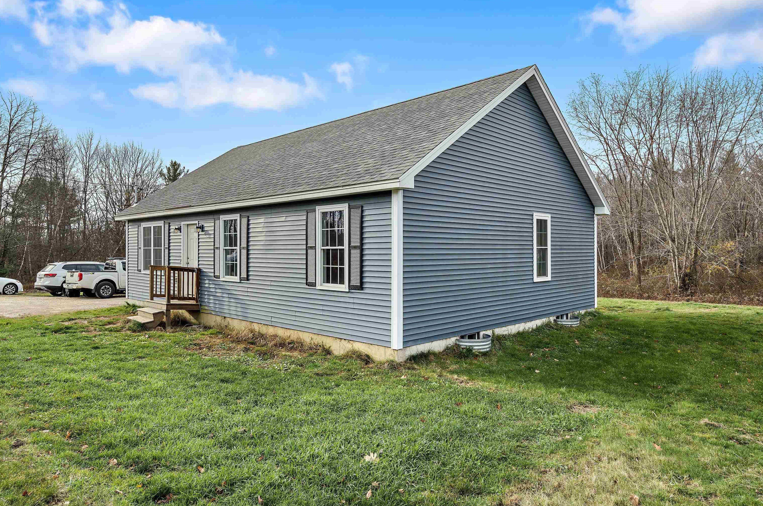 101 Pleasant St, Chichester, NH 03258