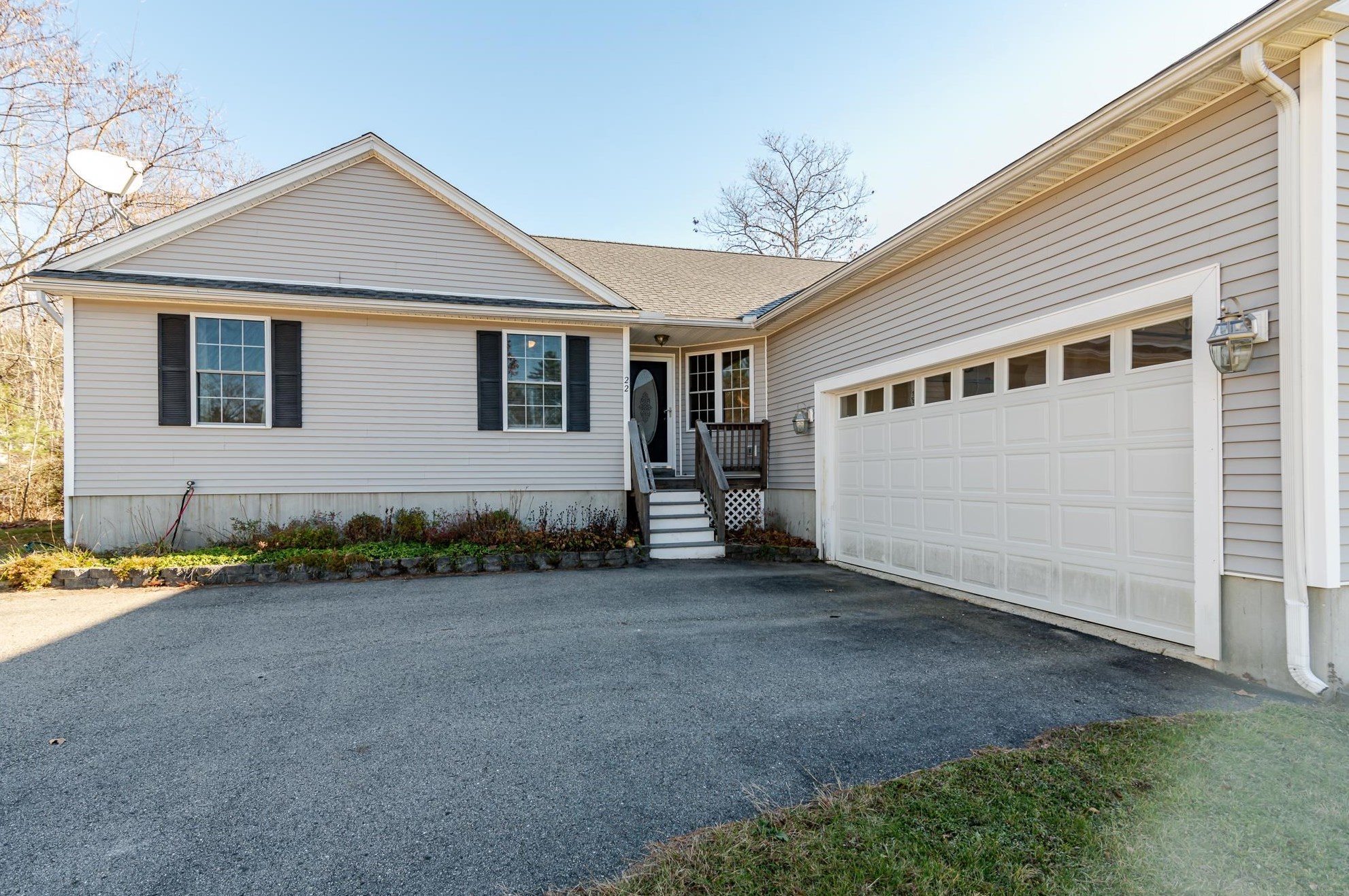 22 Fiddlehead Ln, Rochester, NH 03867-4287