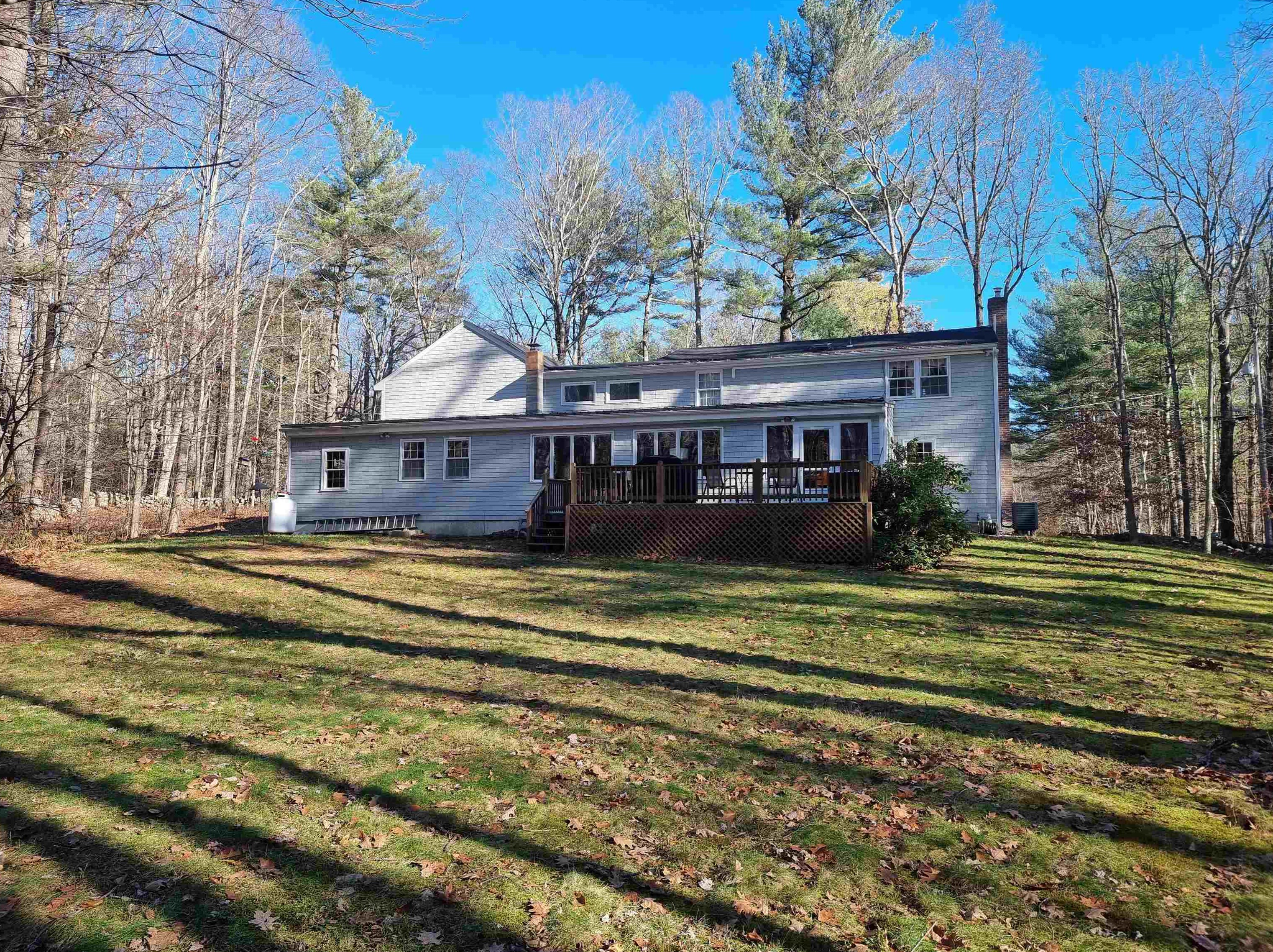 94 Old Milford Rd, Brookline, NH 03033