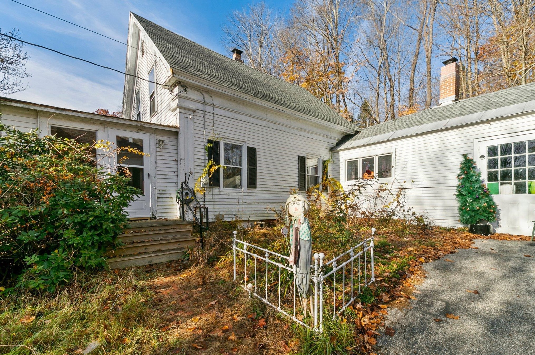 44 River Rd, Hinsdale, NH 03451