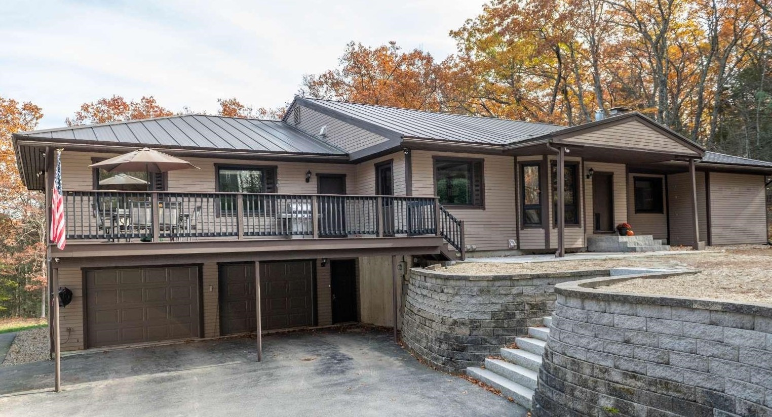 77 Putnam Hill Rd, Wilton, NH 03086