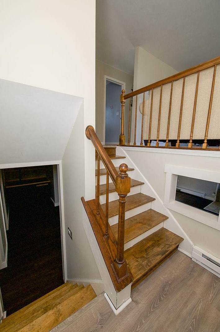 1 Nesenkeag Dr, Hudson, NH 03052-2420