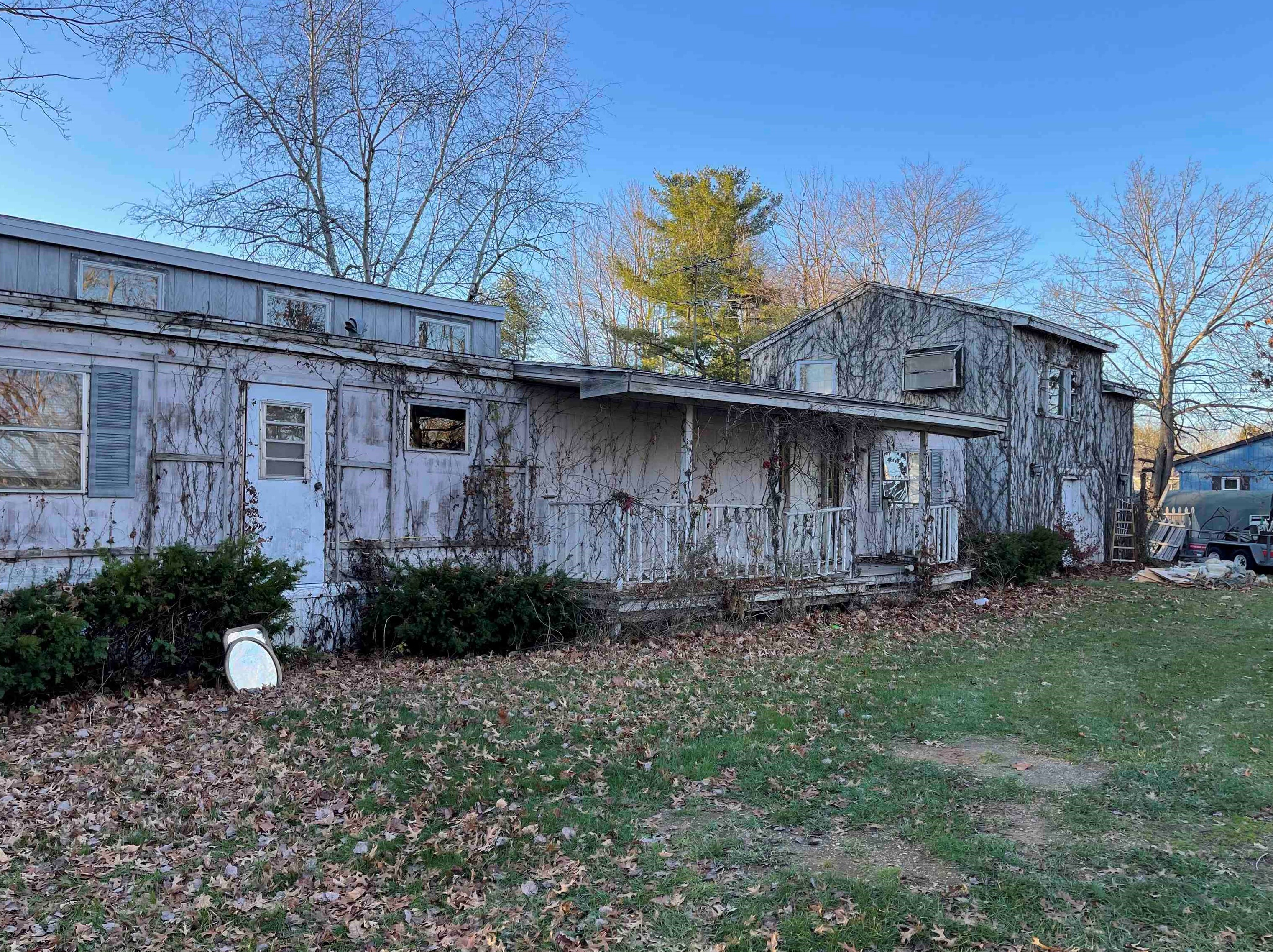 9 Regina Ave, Raymond, NH 03077