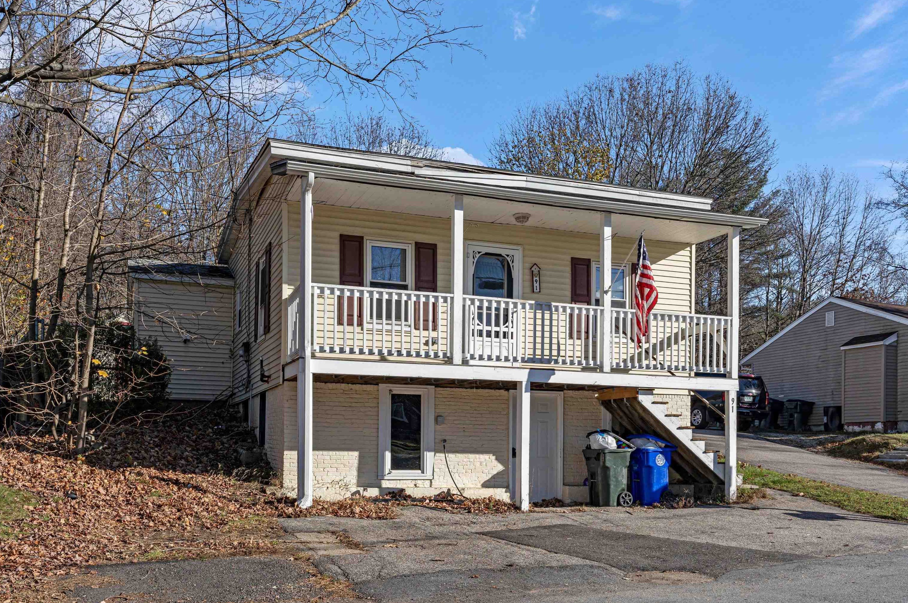 91 Dunbar St, Manchester, NH 03103
