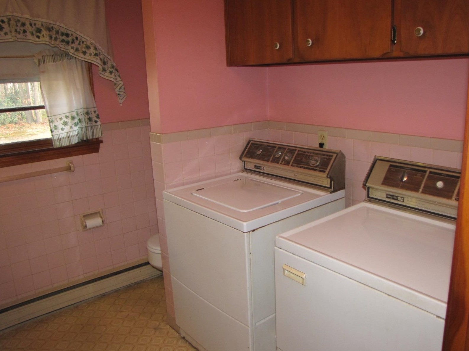 236 Hall St, Manchester NH 03103-3956 exterior