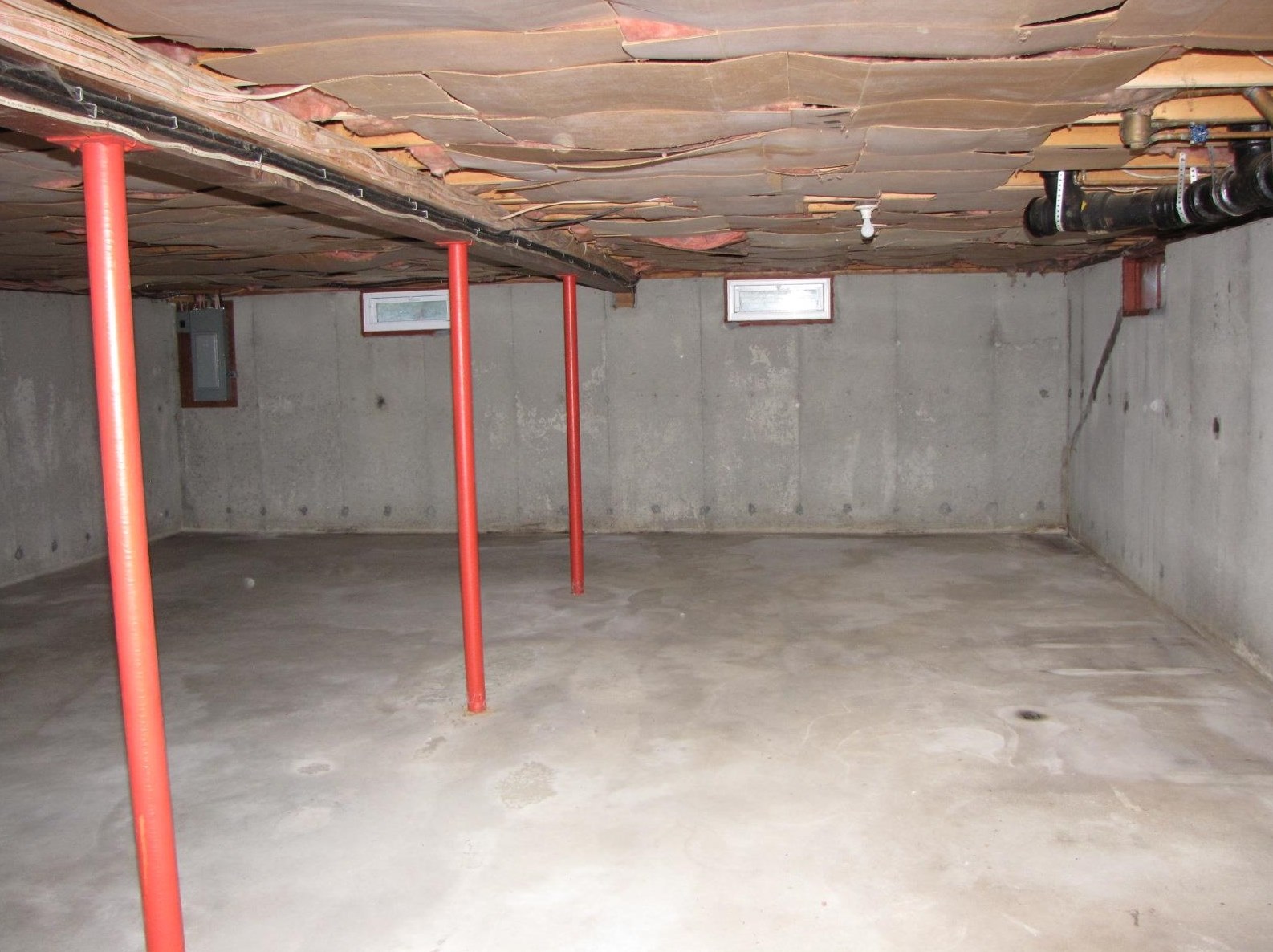 236 Hall St, Manchester NH 03103-3956 exterior