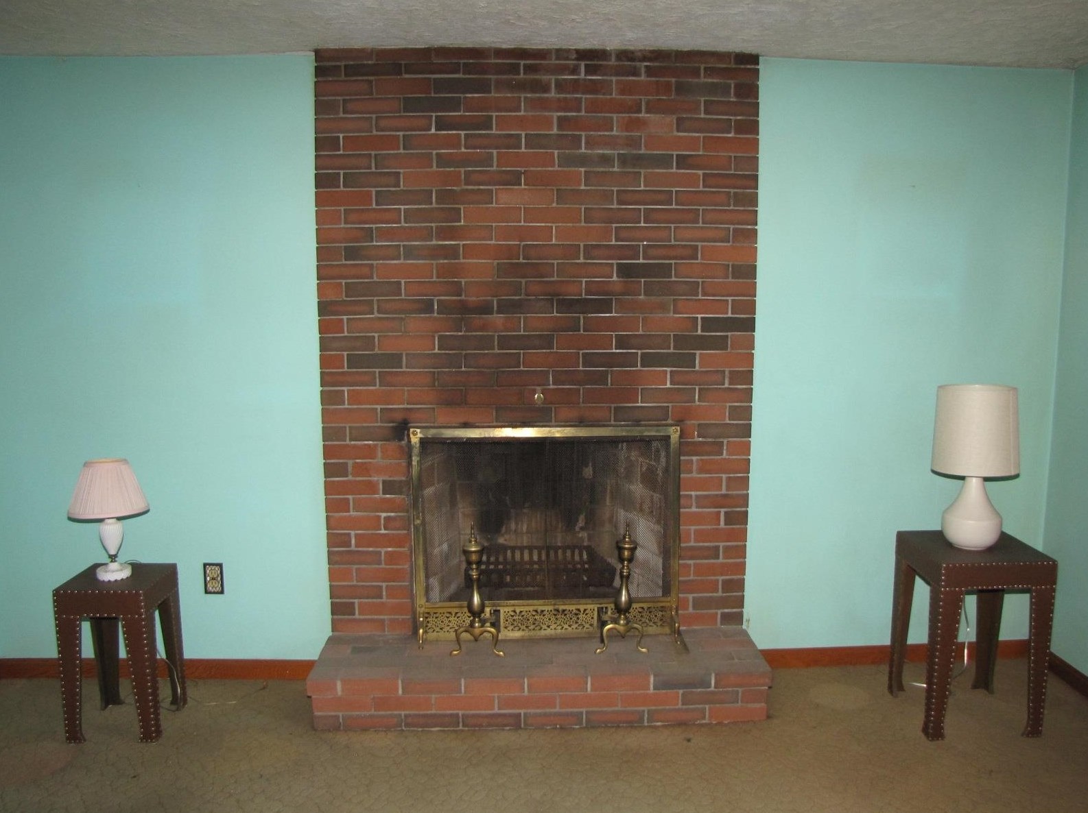 236 Hall St, Manchester NH 03103-3956 exterior