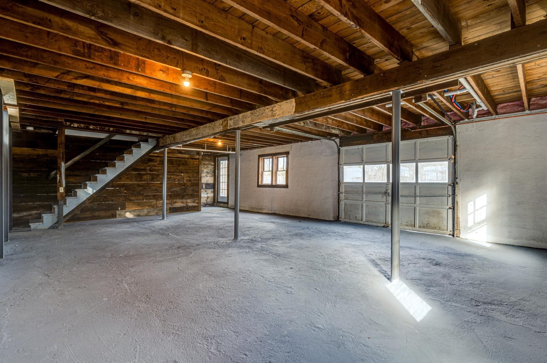 128 Ash Swamp Rd, Newmarket NH  03857-2070 exterior