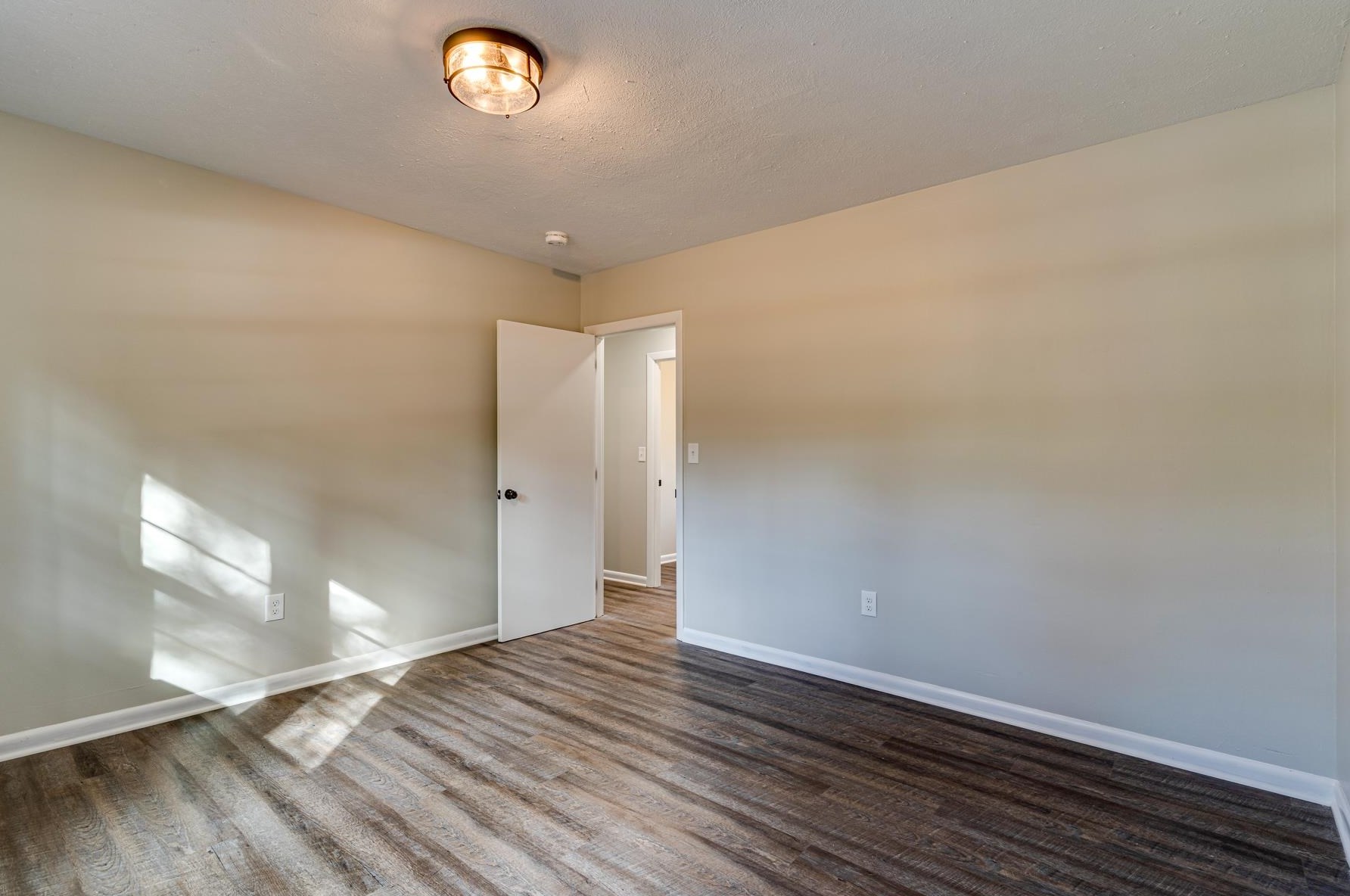 128 Ash Swamp Rd, Newmarket NH  03857-2070 exterior