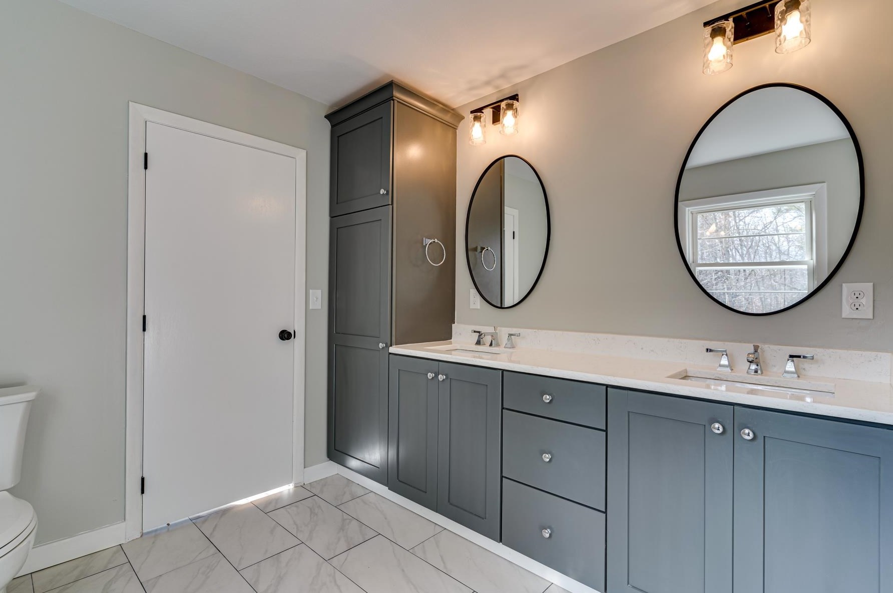 128 Ash Swamp Rd, Newmarket NH  03857-2070 exterior