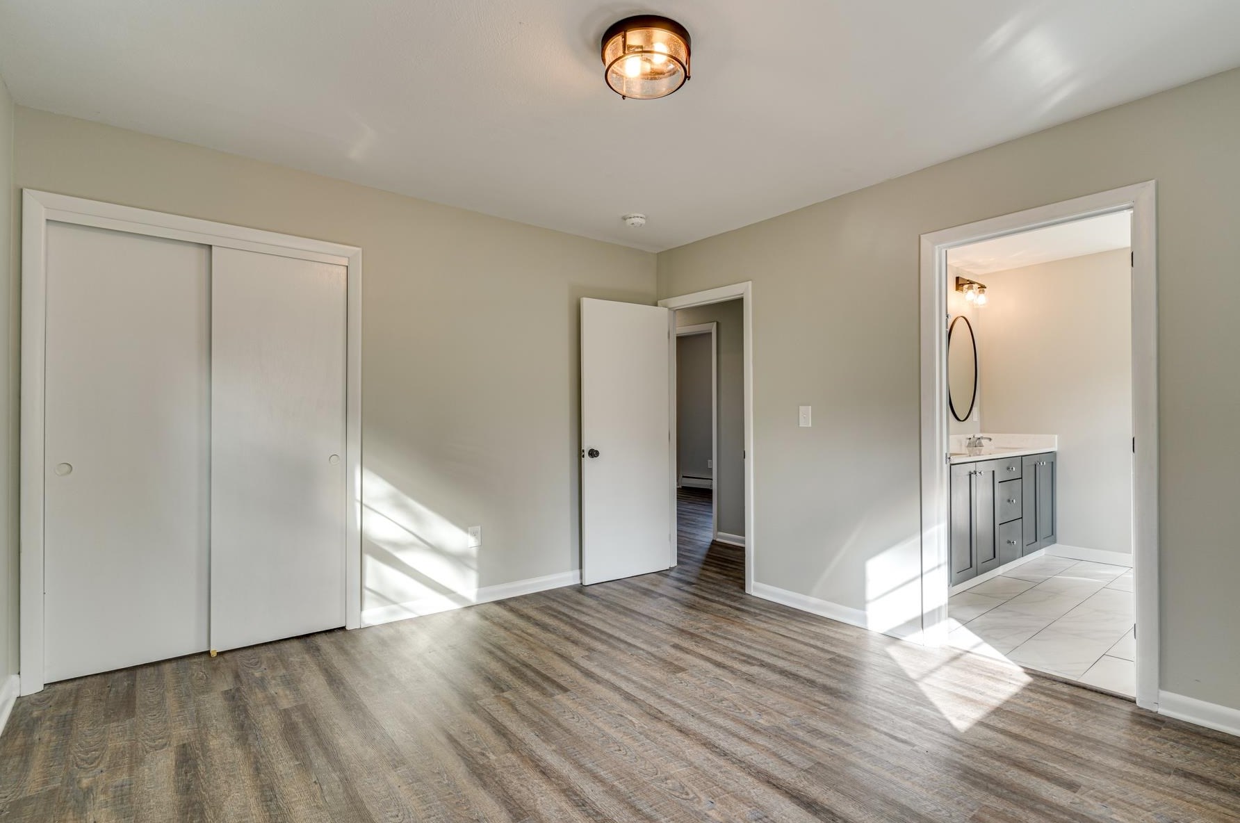 128 Ash Swamp Rd, Newmarket NH  03857-2070 exterior