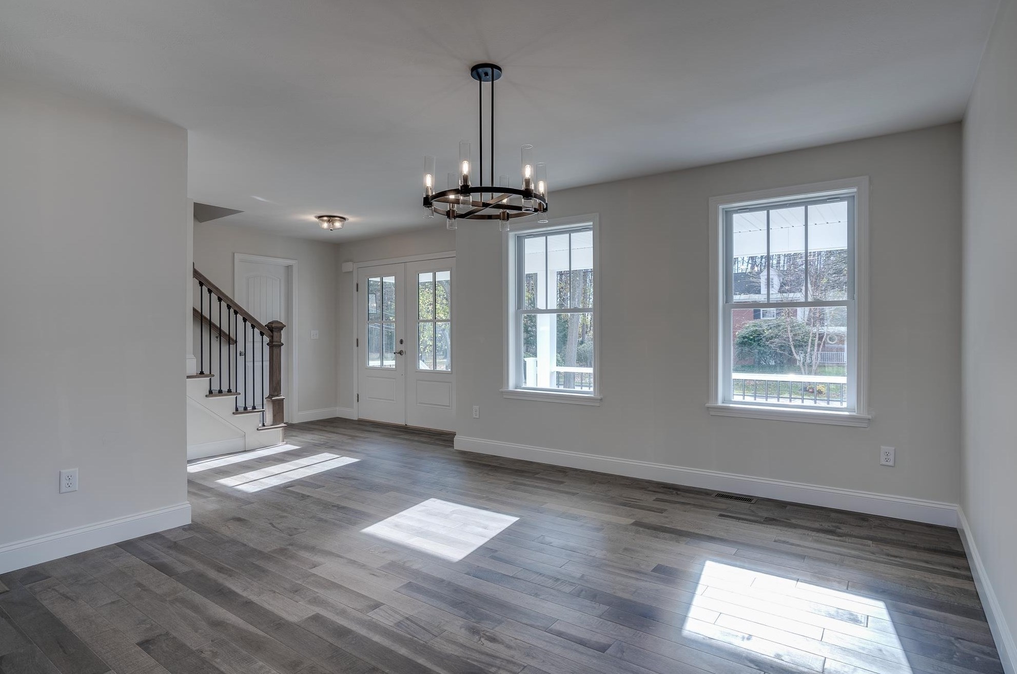 118 Whitford St, Manchester NH 03104-2143 exterior