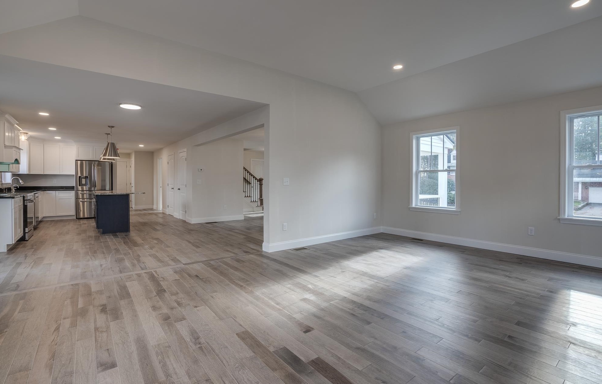 118 Whitford St, Manchester NH 03104-2143 exterior