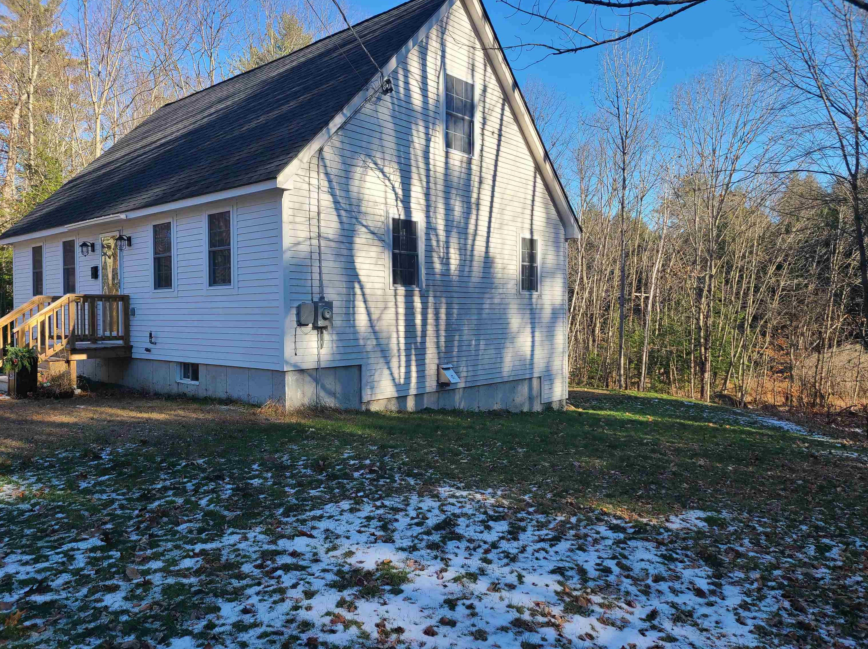 263 Old Henniker Rd, Hillsboro, NH 03244