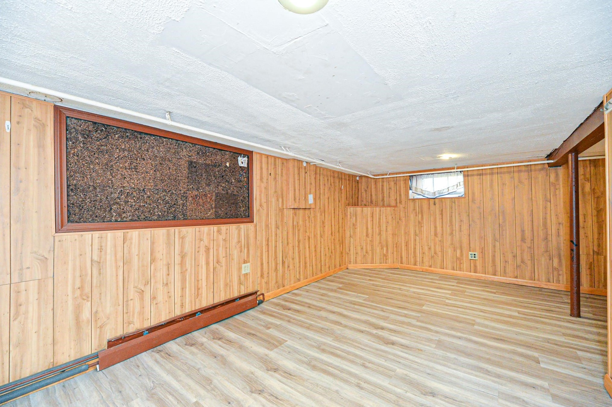 43 Belmont St, Manchester NH 03103-4210 exterior