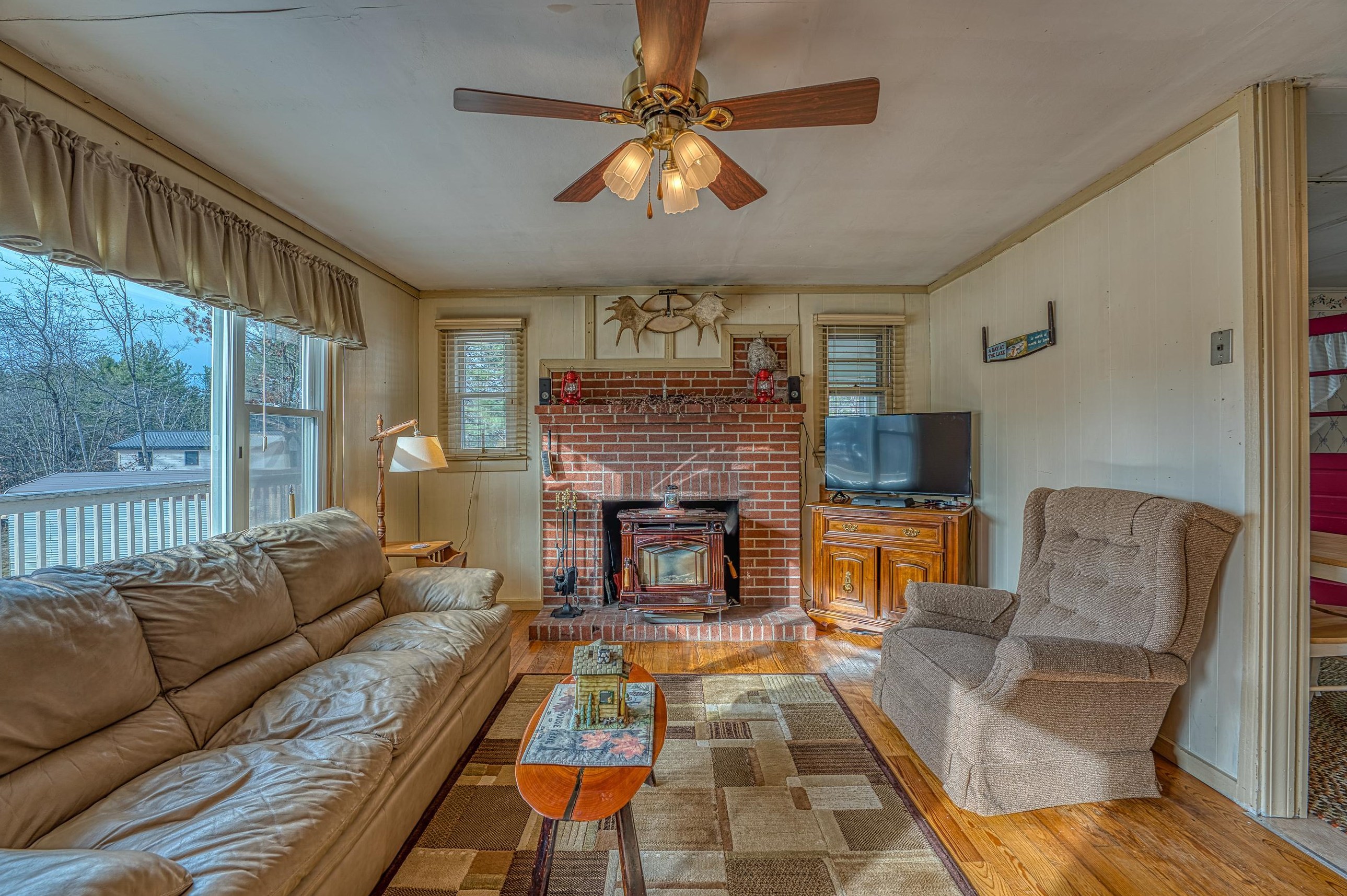 417 Shr Rd, Bridgewater NH 03222-3731 exterior