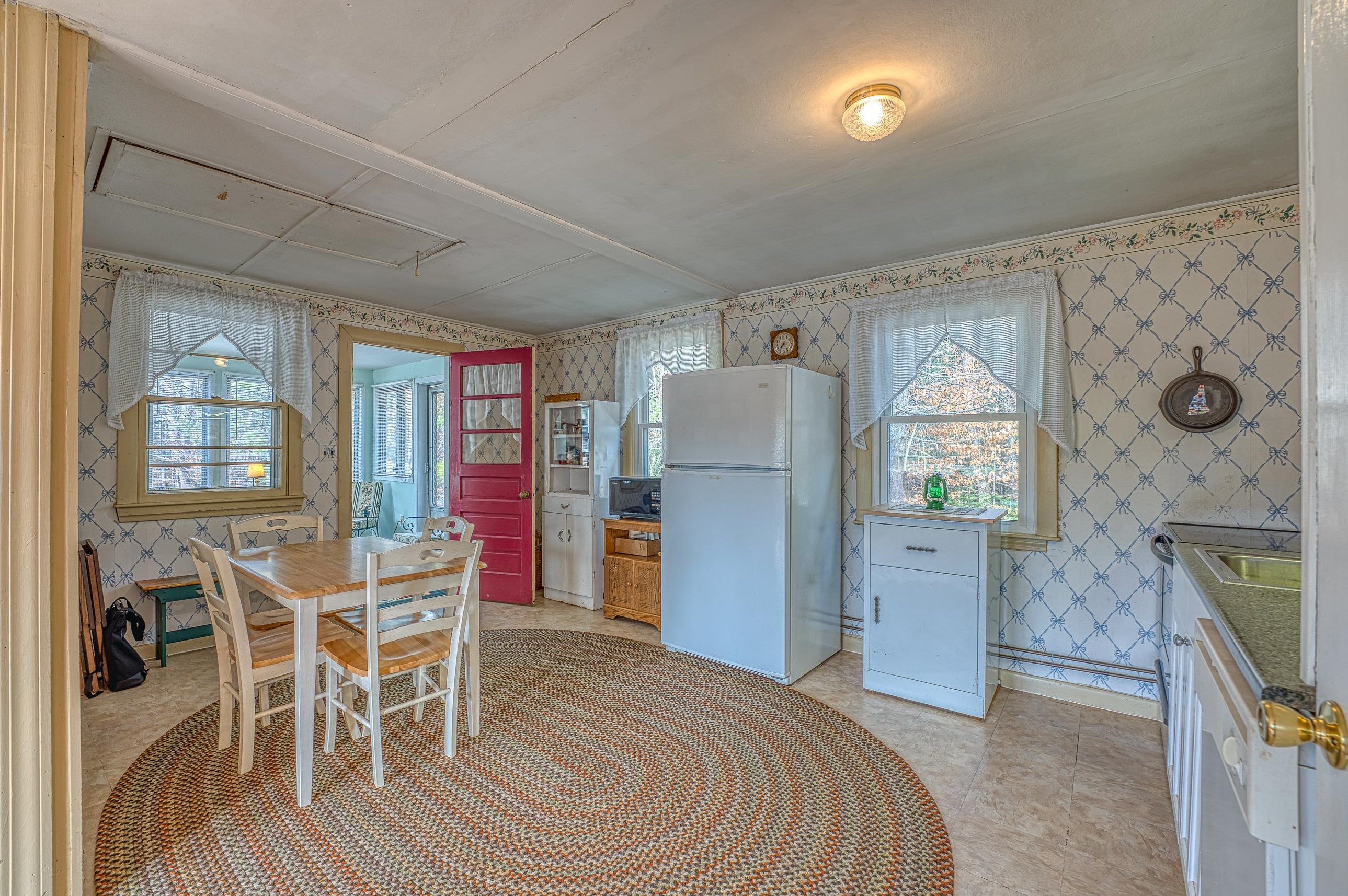 417 Shr Rd, Bridgewater NH 03222-3731 exterior