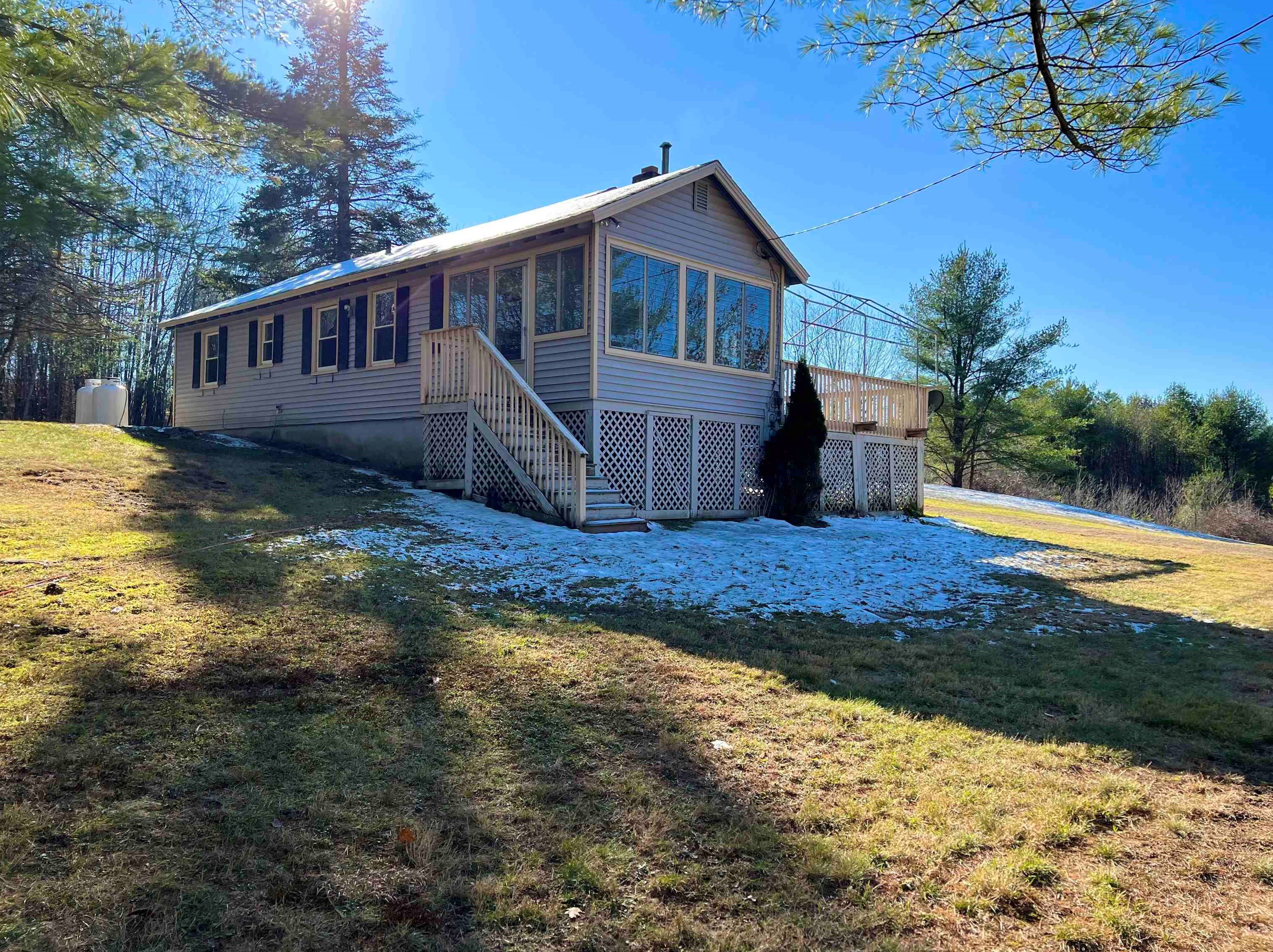 417 Shr Rd, Bridgewater NH 03222-3731 exterior