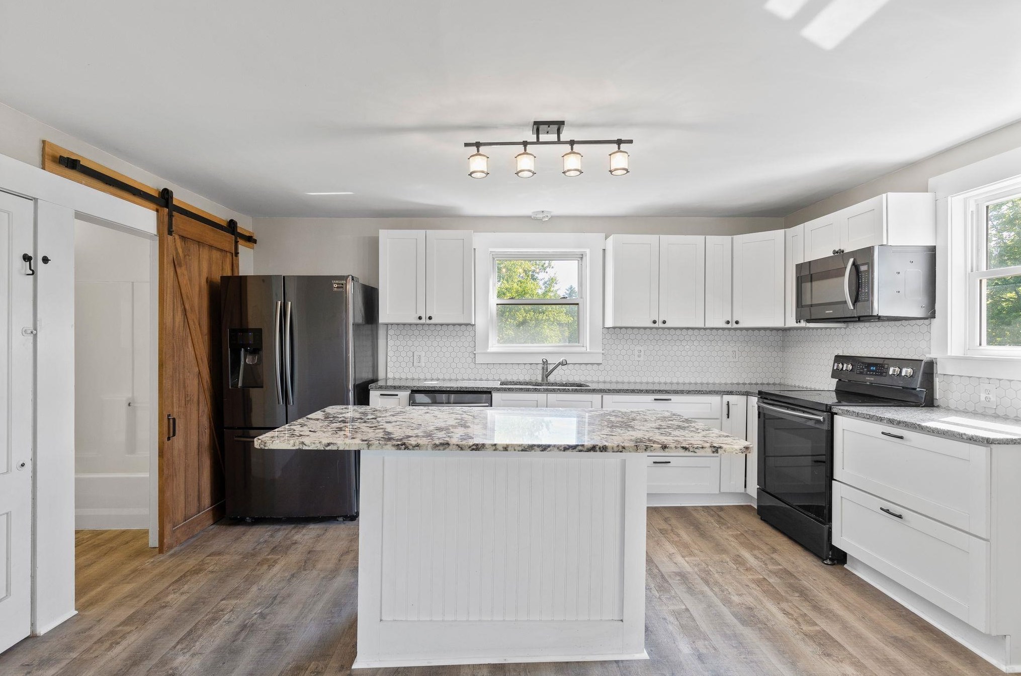 124 Main St, Northwood, NH 03261