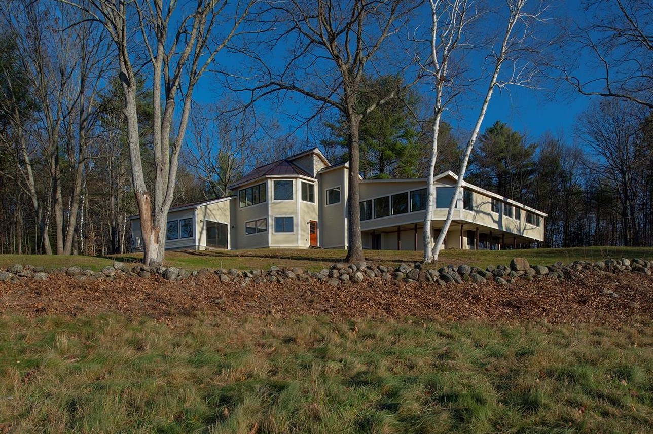 798 Dolly Rd, Hopkinton, NH 03229