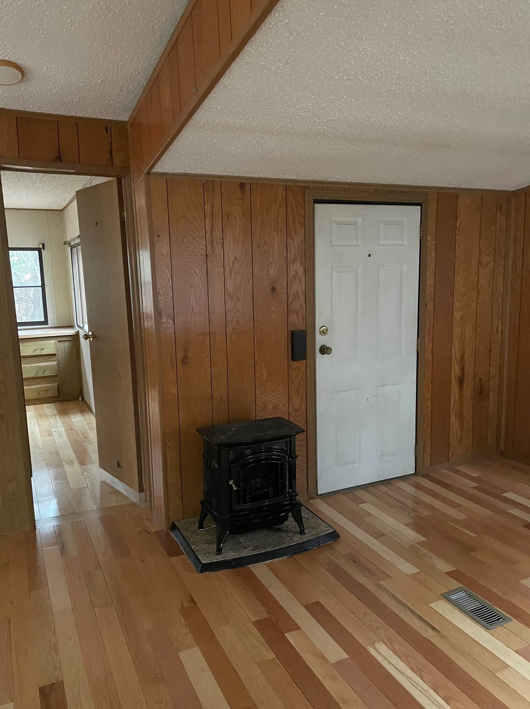 187 Blake Rd, Moultonborough, NH 03254 exterior