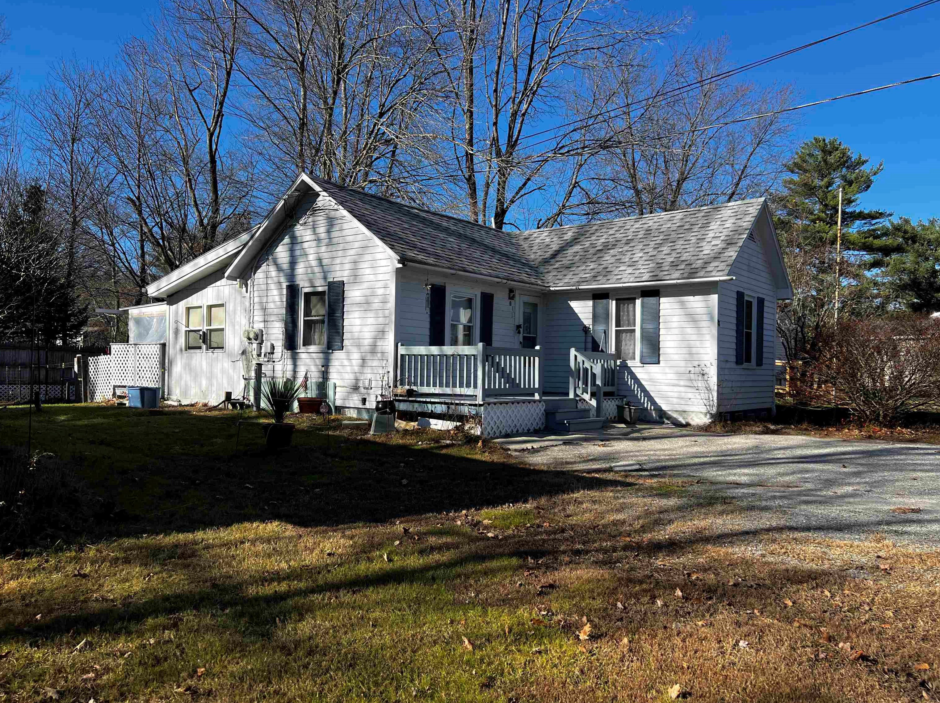 28 Old Henniker Rd, Hillsboro, NH 03244