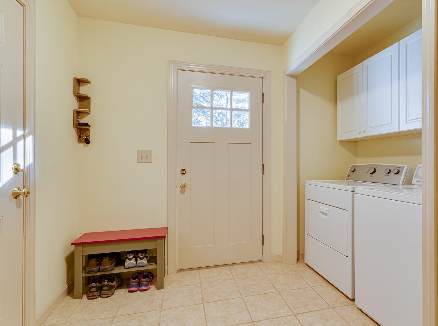 48 Partridge Dr, Wakefield, NH 03887