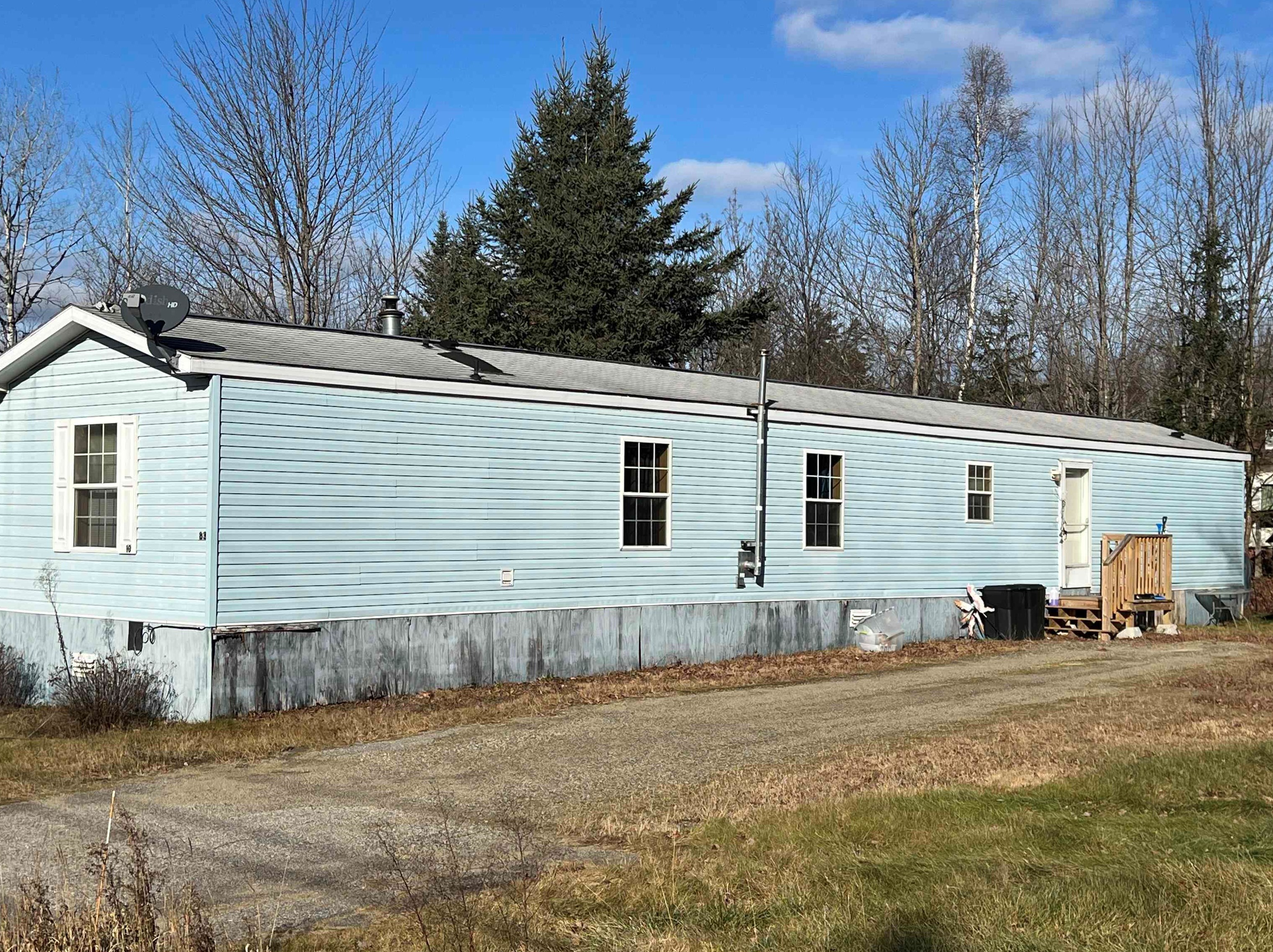 83 Dean Brk Dr, Northumberland, NH 03582