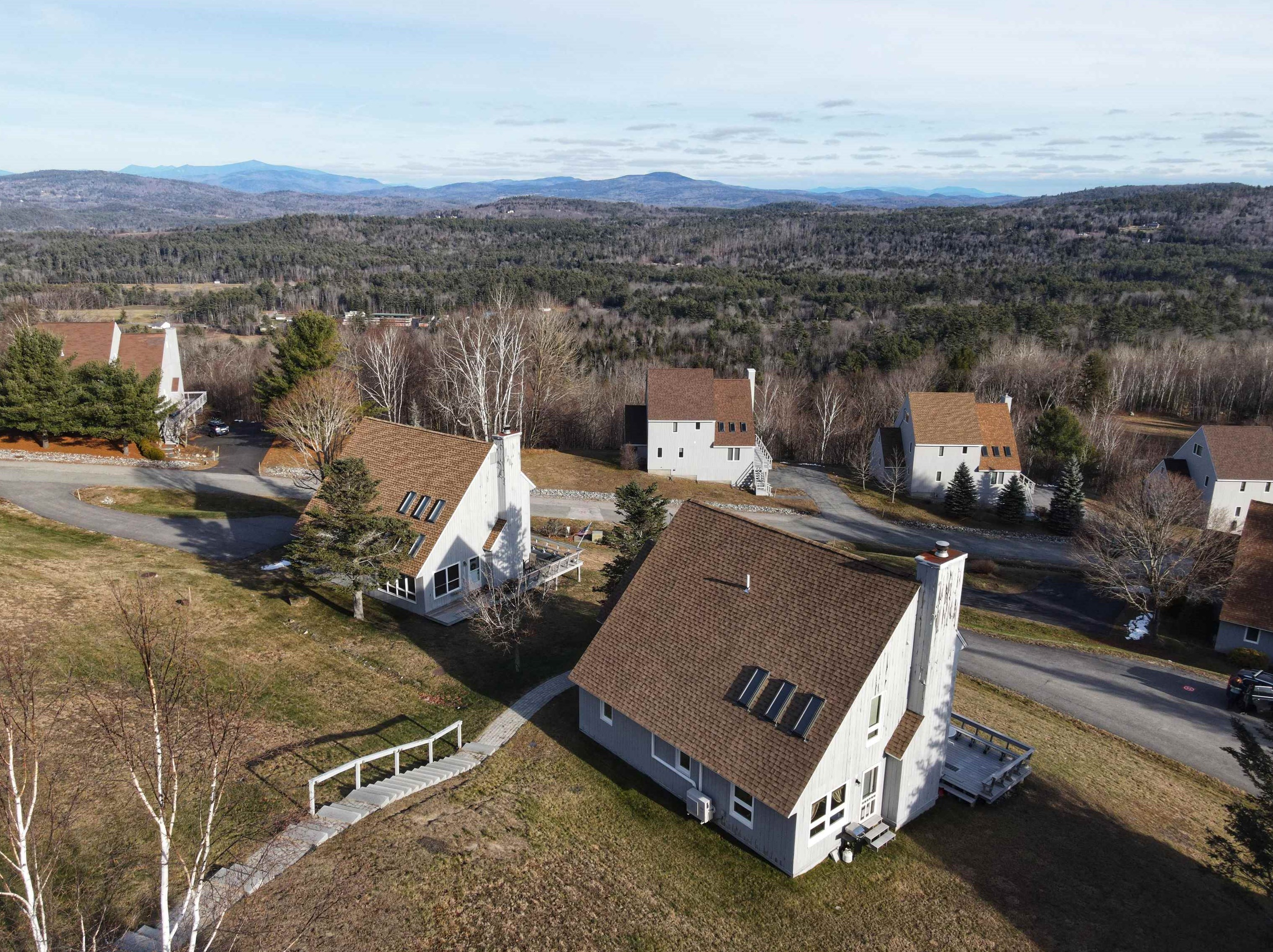 19 Rockys Point Rd, Bridgewater, NH 03264-3007