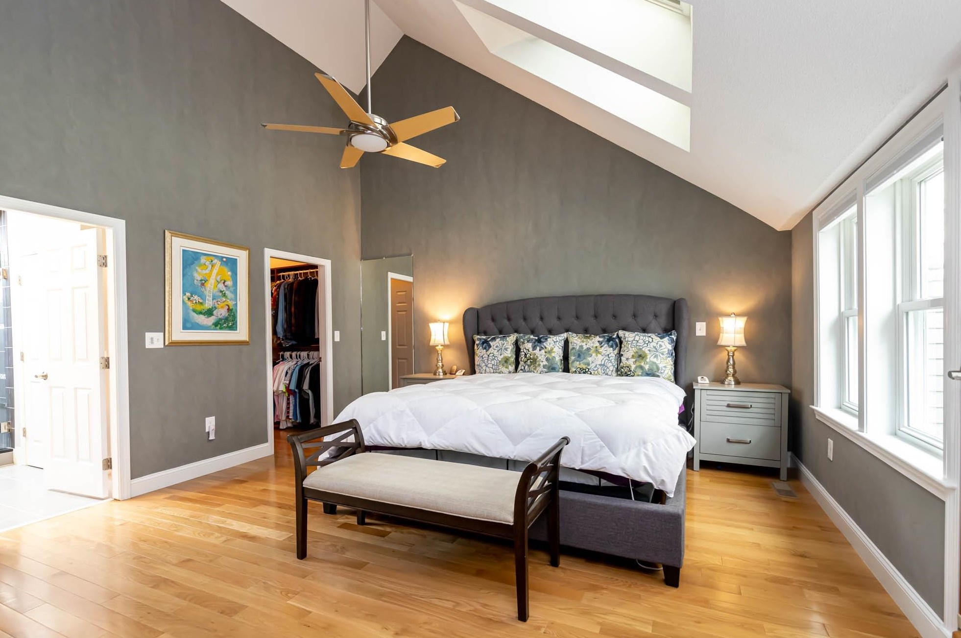 25 Hawthorne Vlg Rd, Nashua NH 03062-2274 exterior