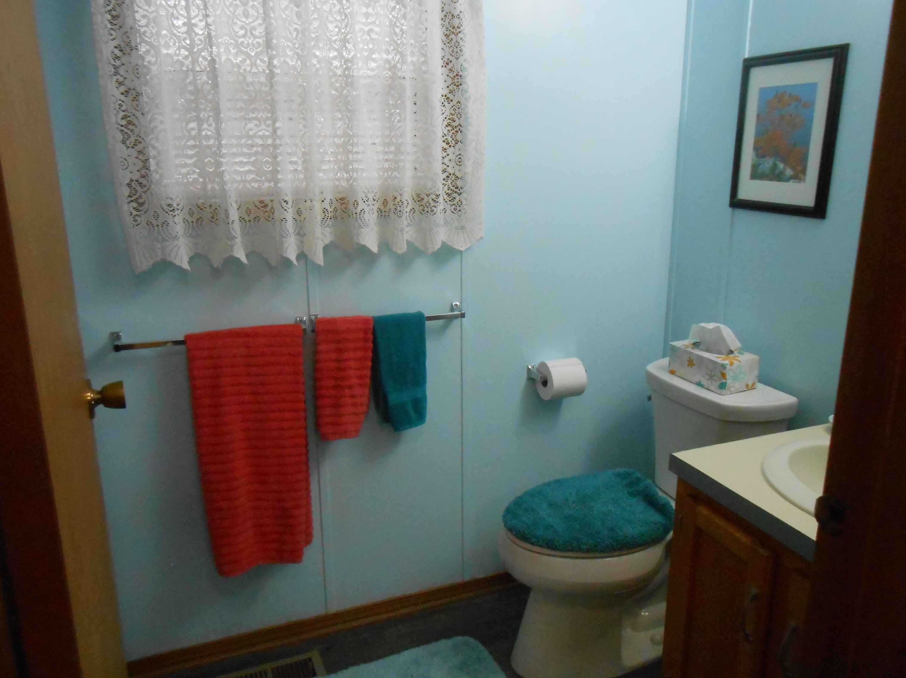 2 Kenyann Dr, Tuftonboro NH  03894-4822 exterior