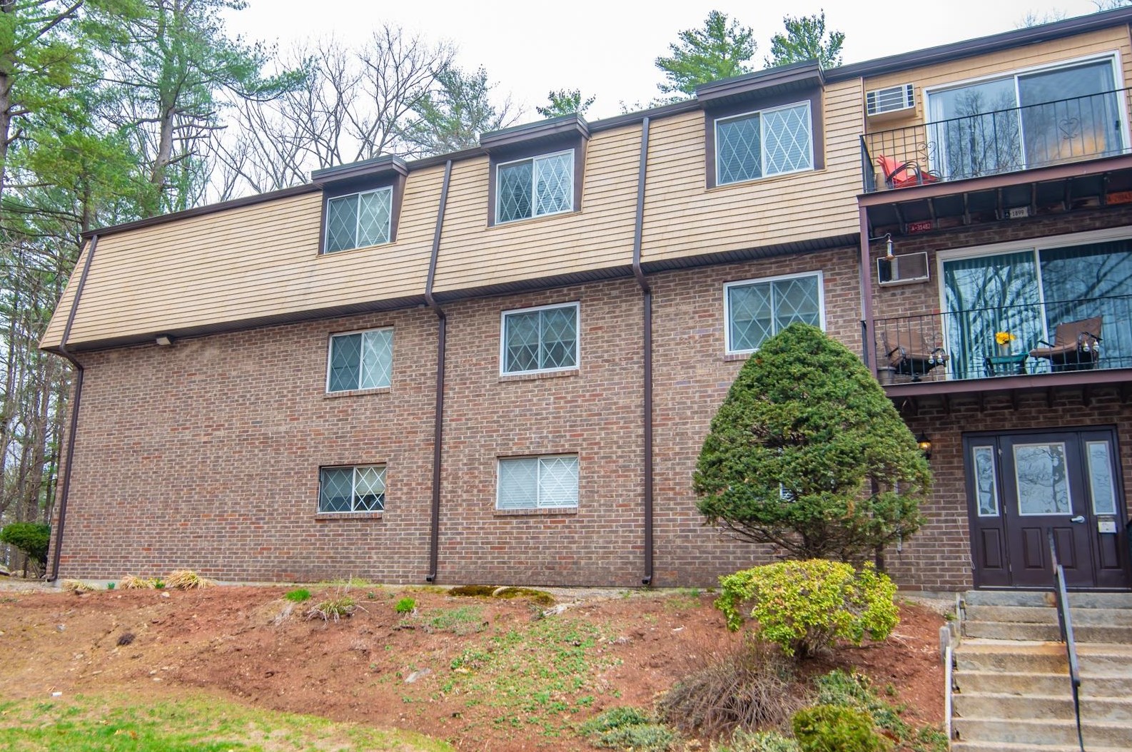 3 Silvestri Cir #12, Derry, NH 03038