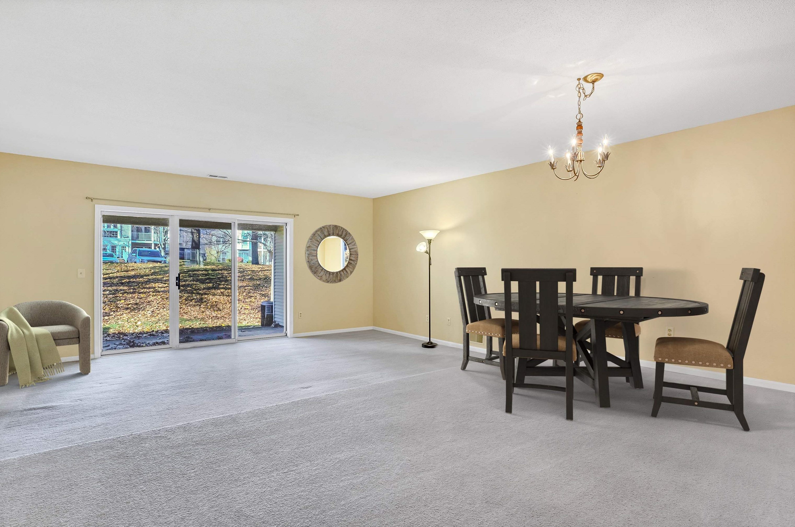 94 Middlesex Rd, Merrimack NH 03054-2769 exterior