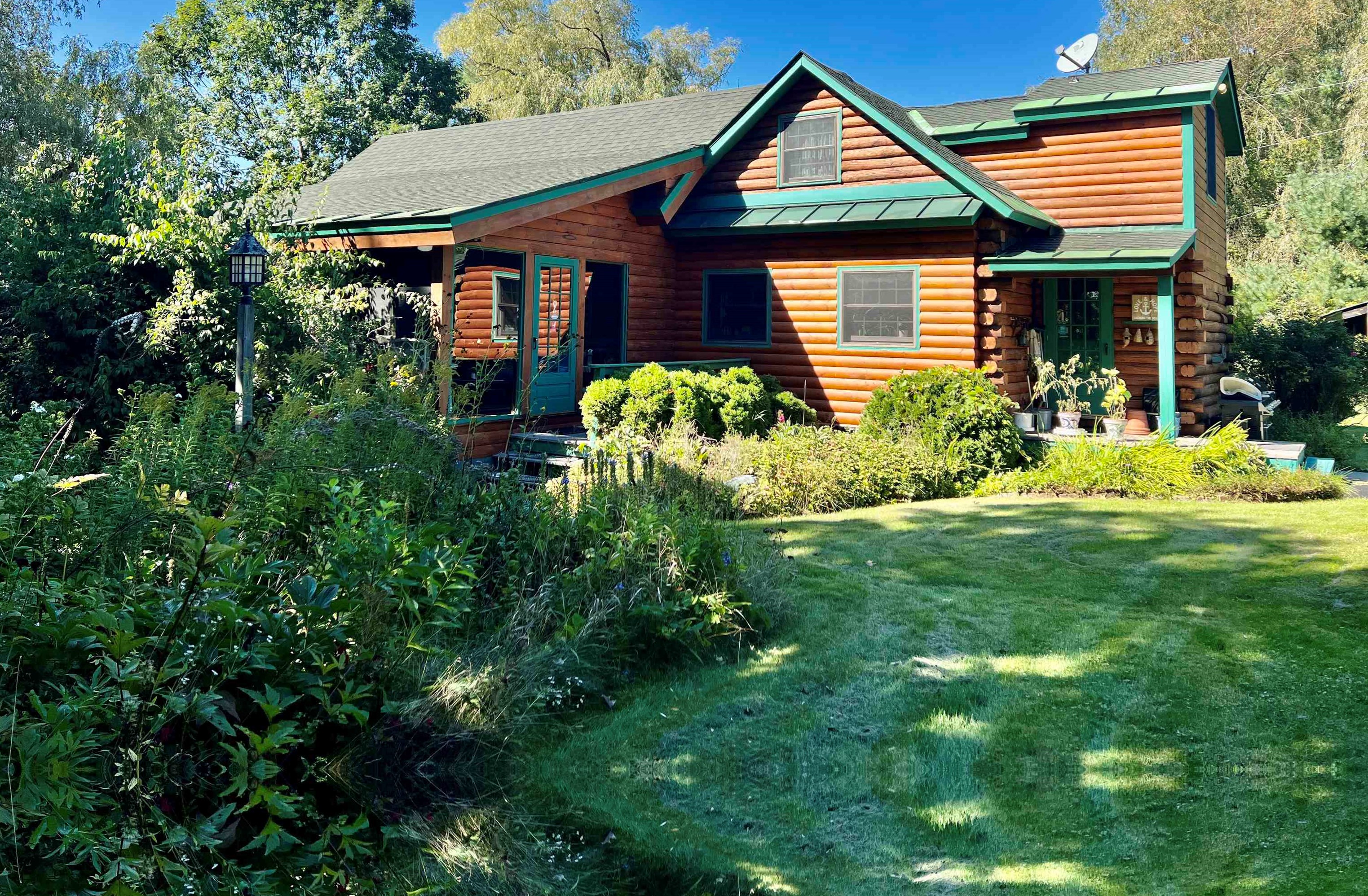 616 River Rd, Lyme, NH 03768