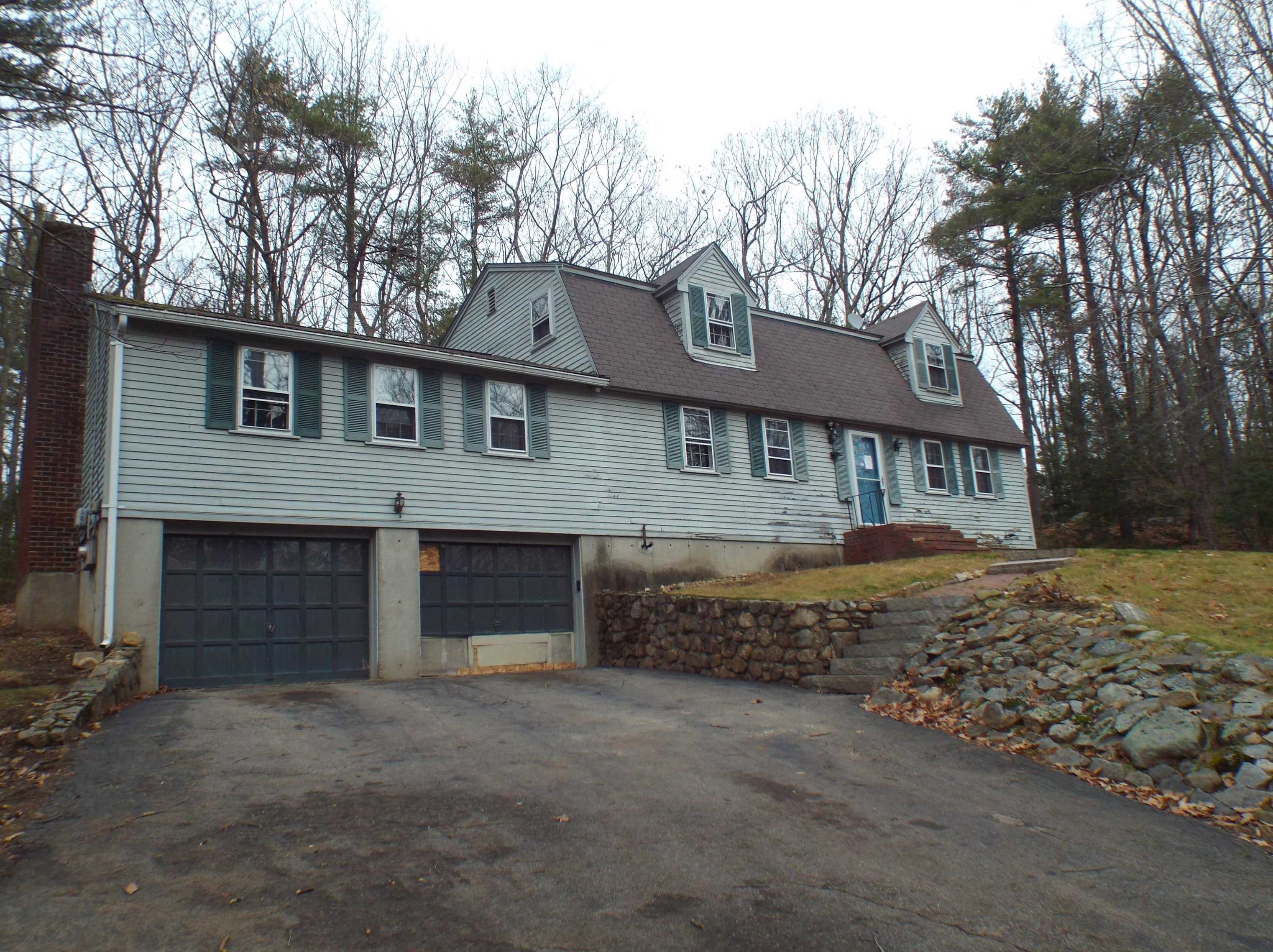 37 Juniper Dr, Amherst, NH 03031