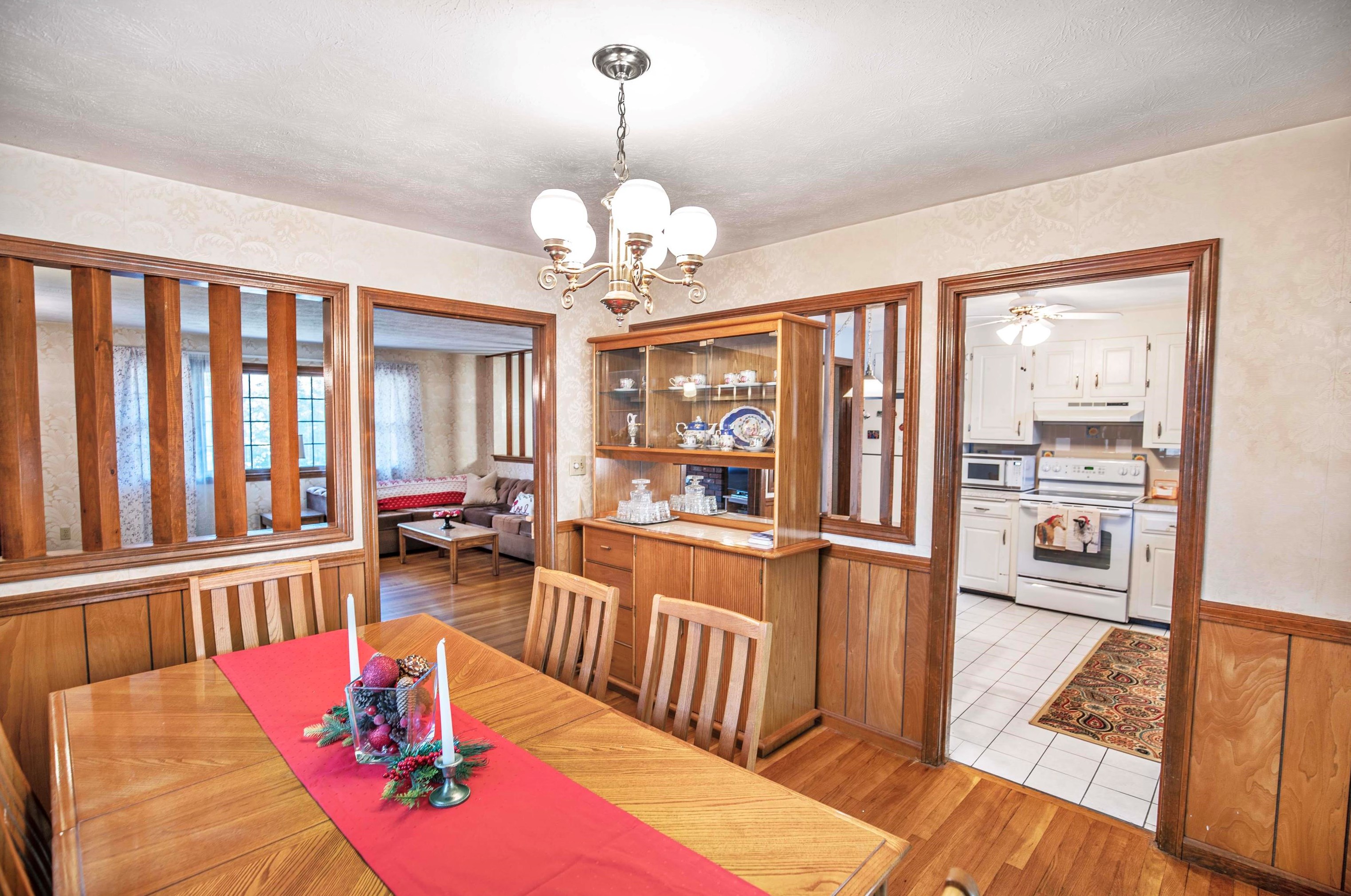 4 Forest St, Nashua, NH 03063