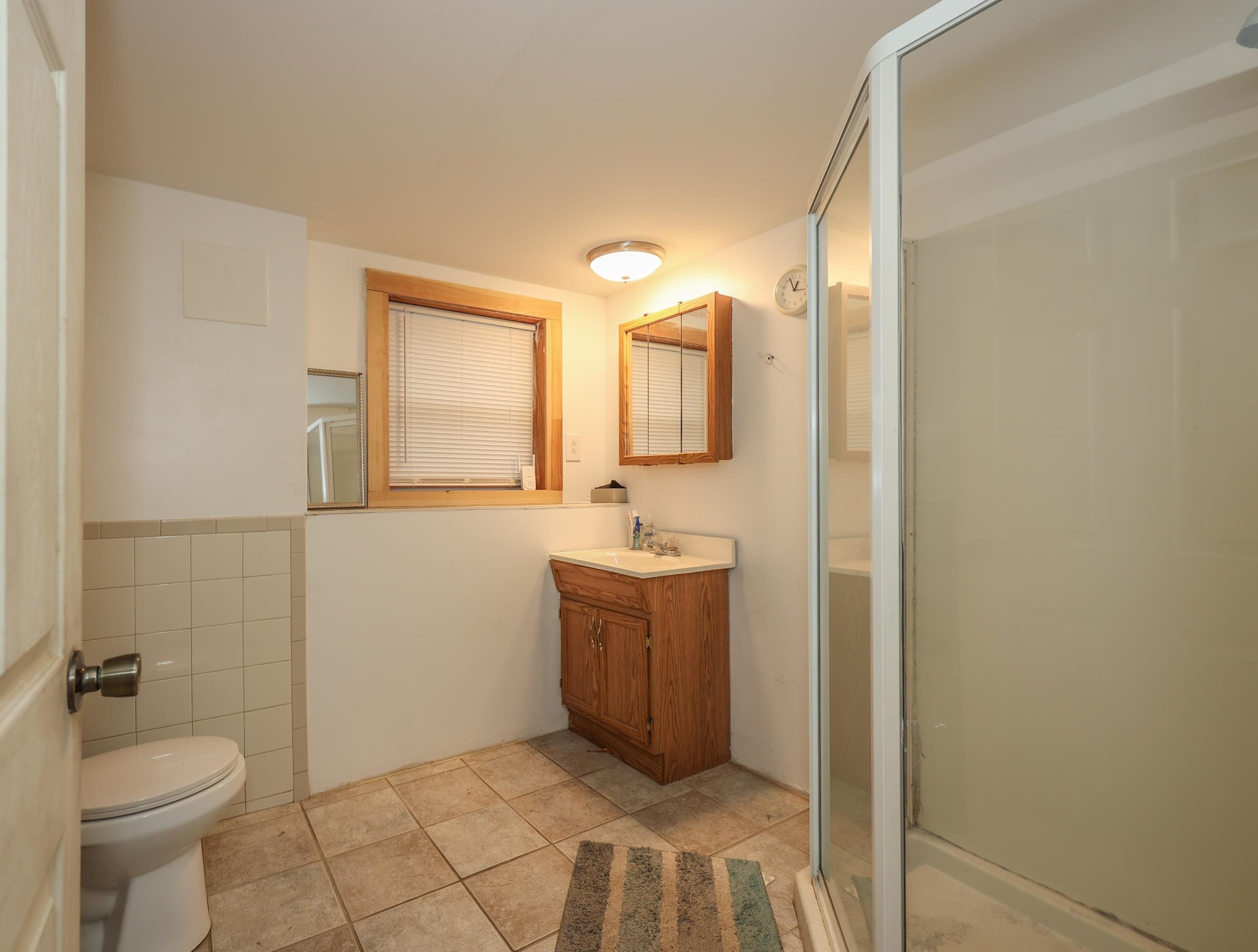 19 Maple St, Manchester NH  03106-1509 exterior