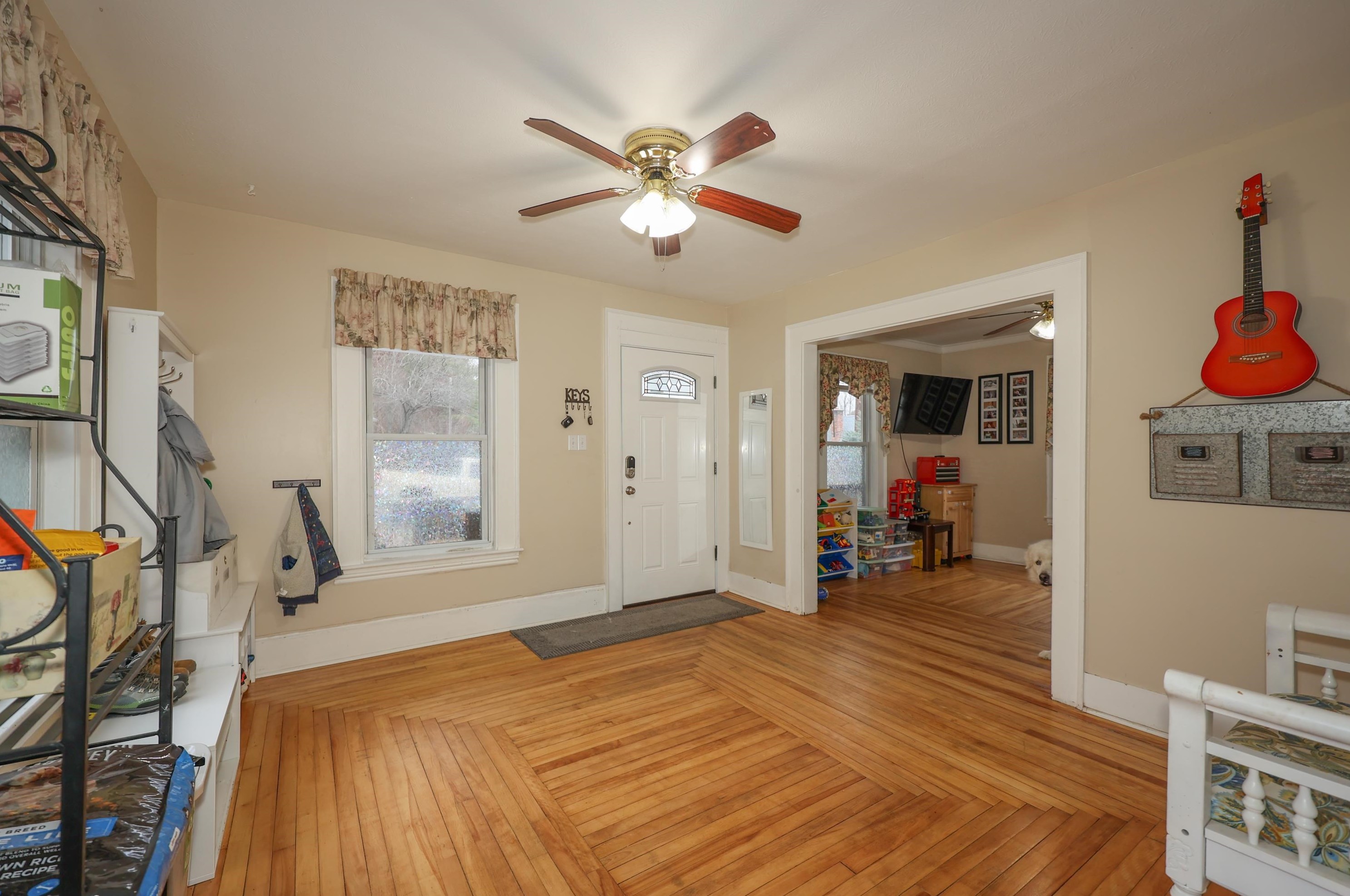 19 Maple St, Manchester NH  03106-1509 exterior