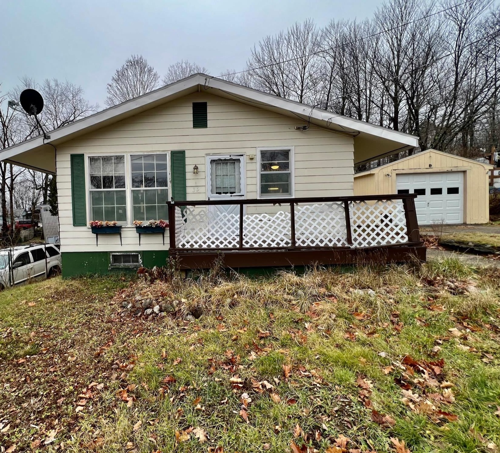 35 Maple St, Northumberland, NH 03582