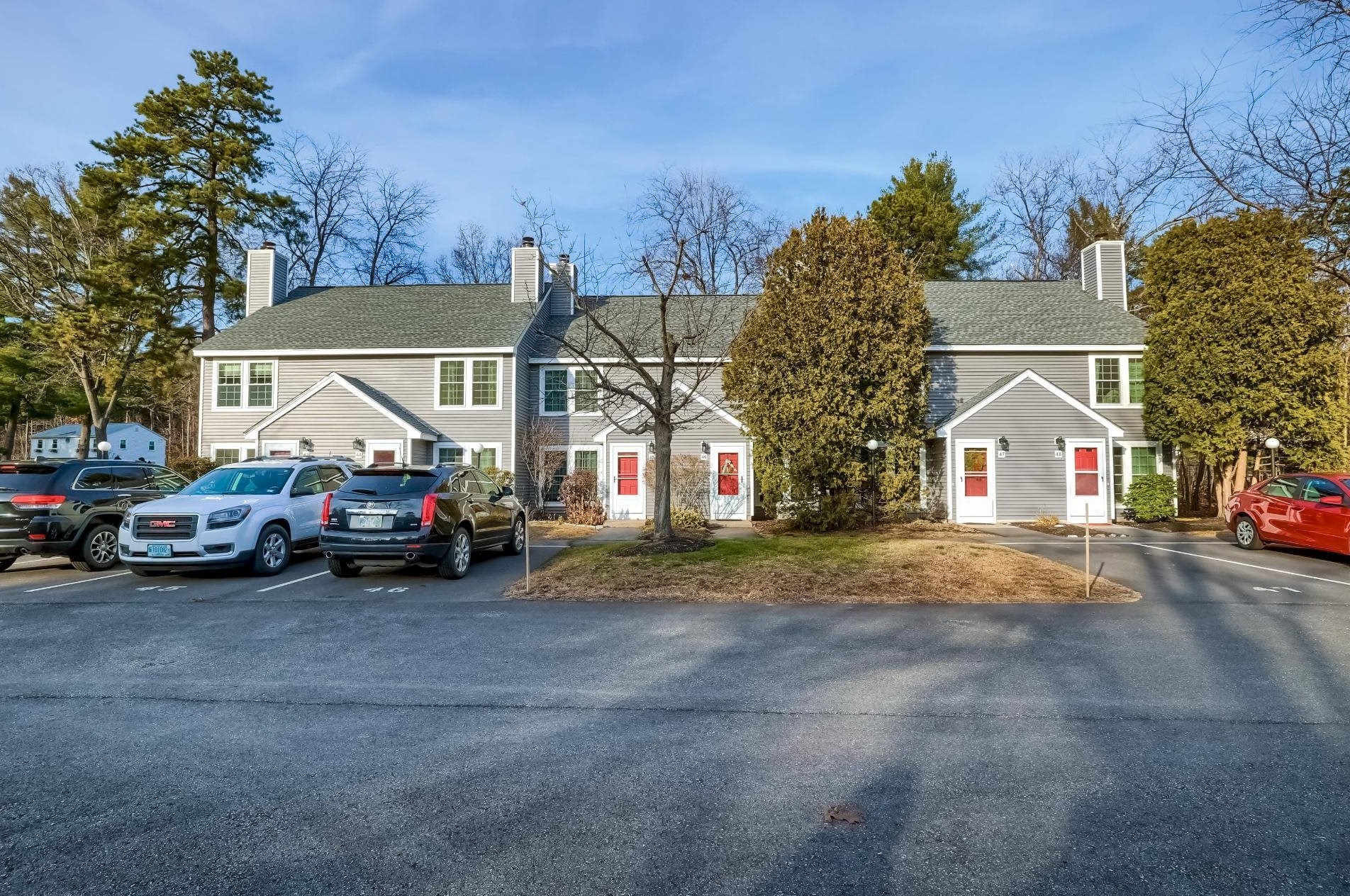 47 Ne Village Rd, Concord, NH 03301