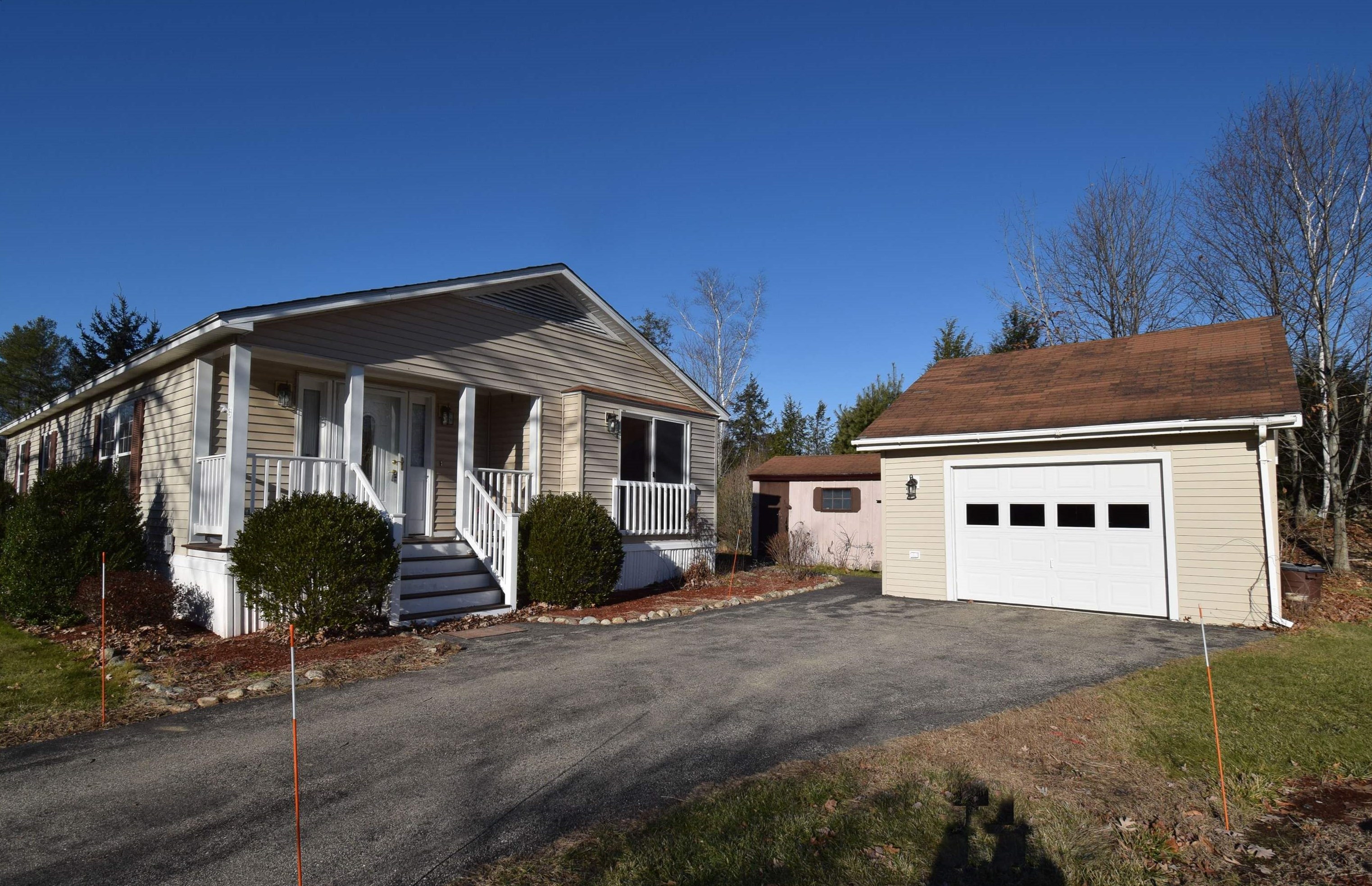 57 Hub Hollow Rd, Danville, NH 03819