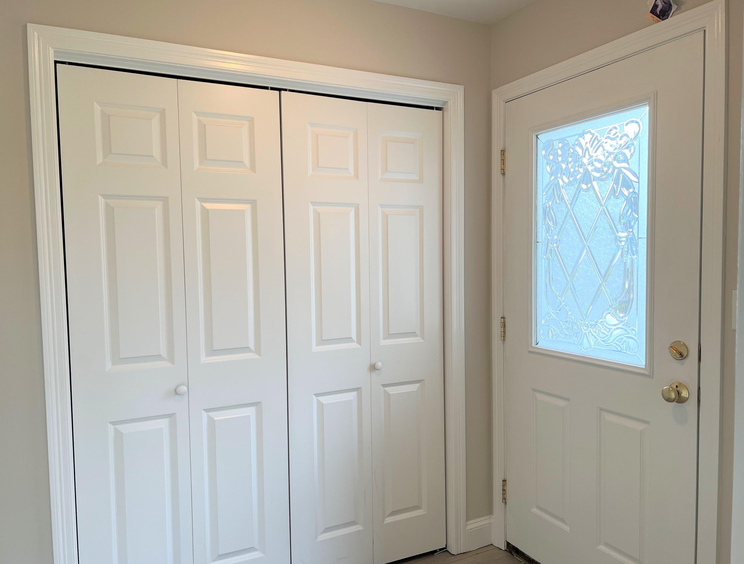 7 Canterbury Ct, Salem, NH 03079