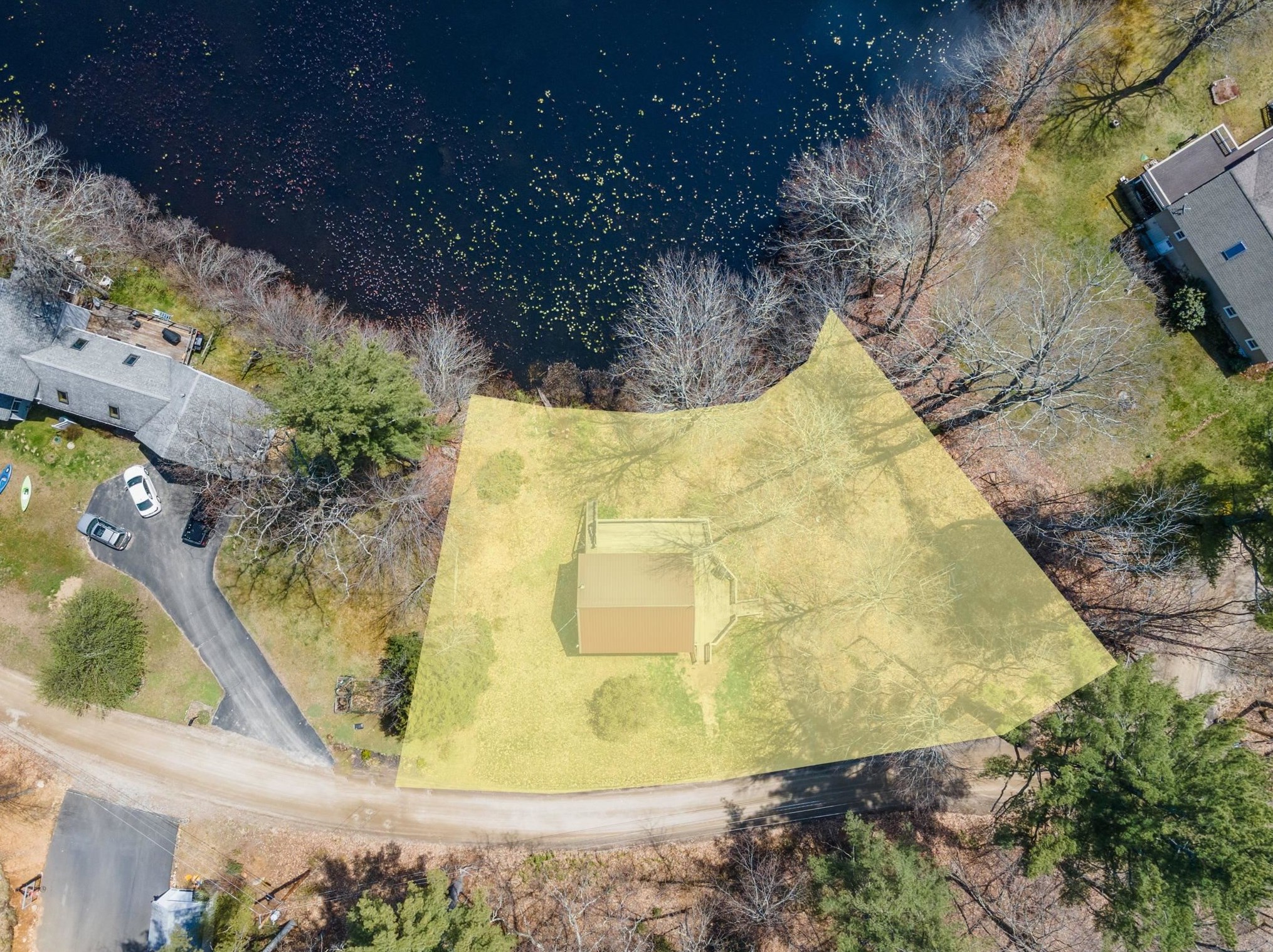 13 Hammond Rd, Deerfield, NH 03037