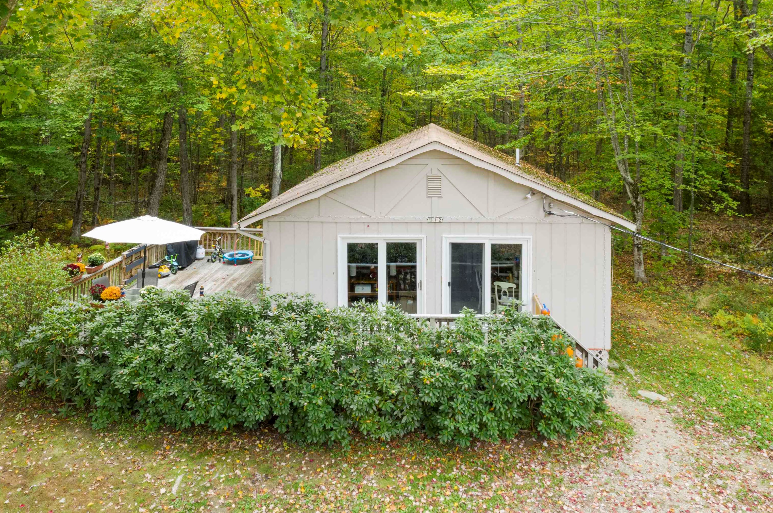 12 Goodhue Ln, Moultonborough, NH 03254 exterior