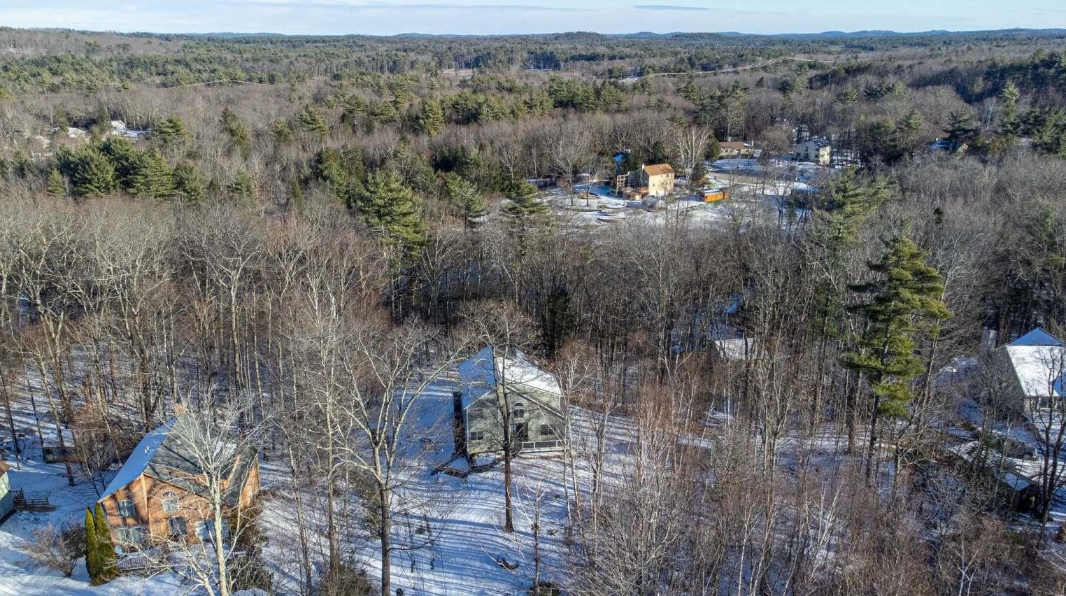 30 Caleb Dr, Danville, NH 03819