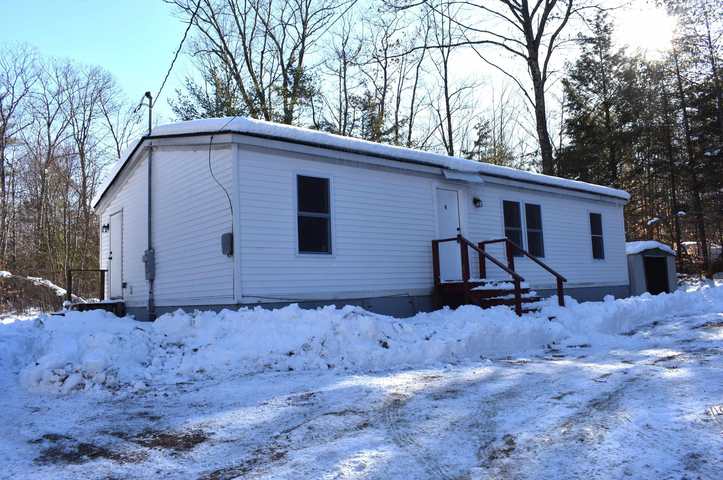 44 Hall Rd, Hillsboro, NH 03244