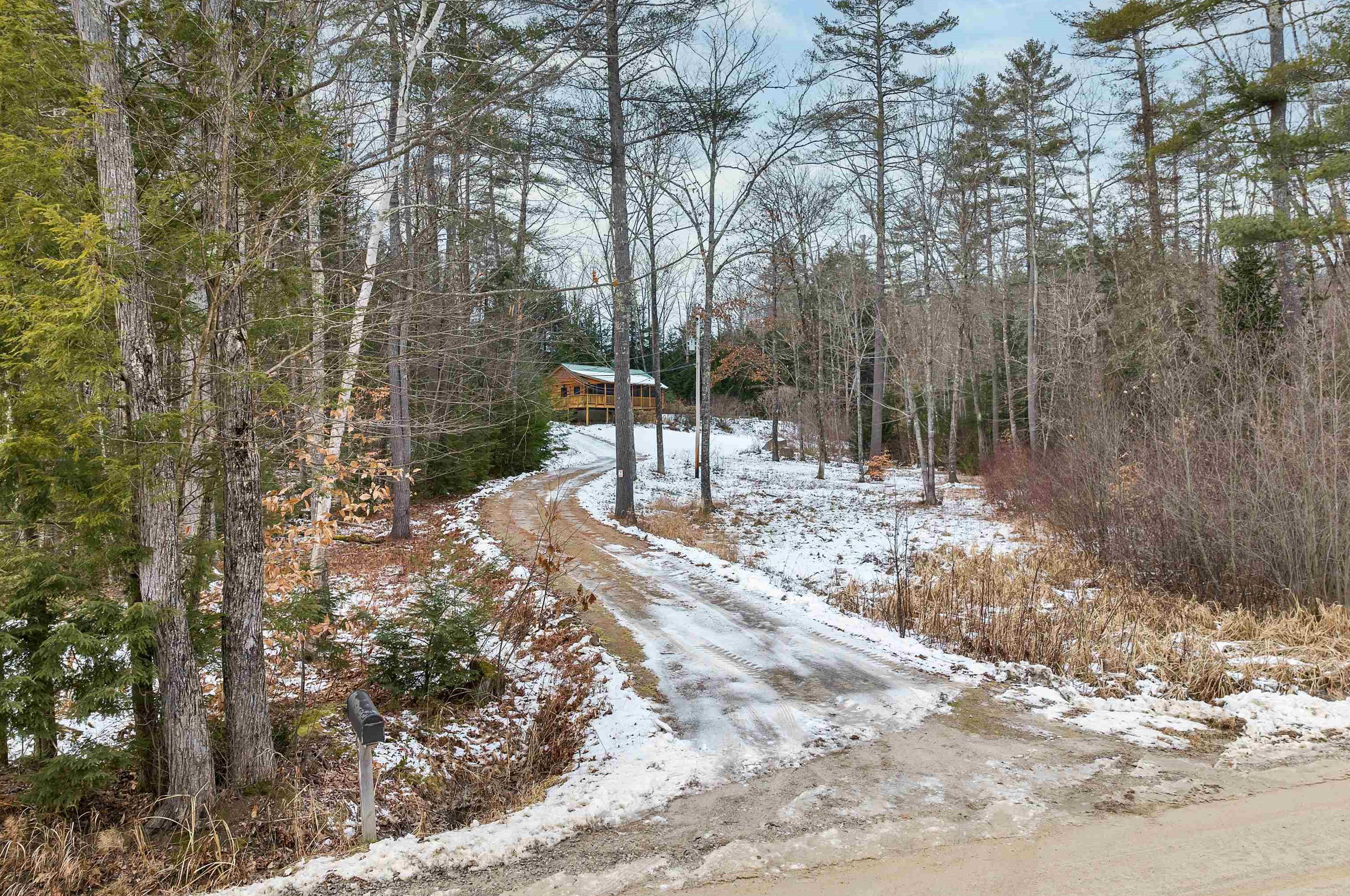 69 Chaisson Rd, Bridgewater, NH 03264