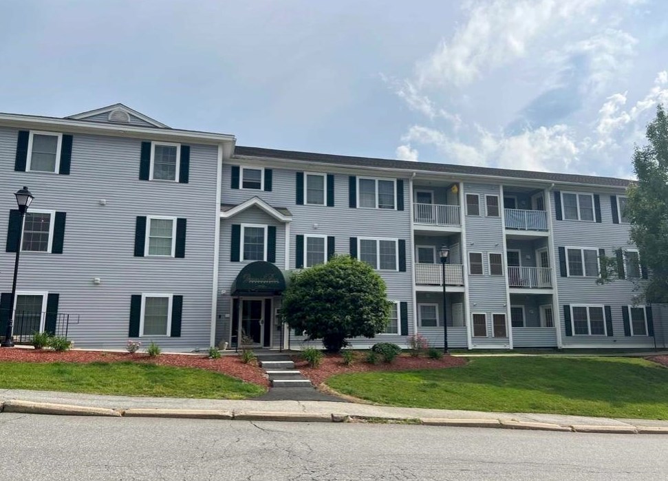 40 Eastern Ave #105, Manchester, NH 03104